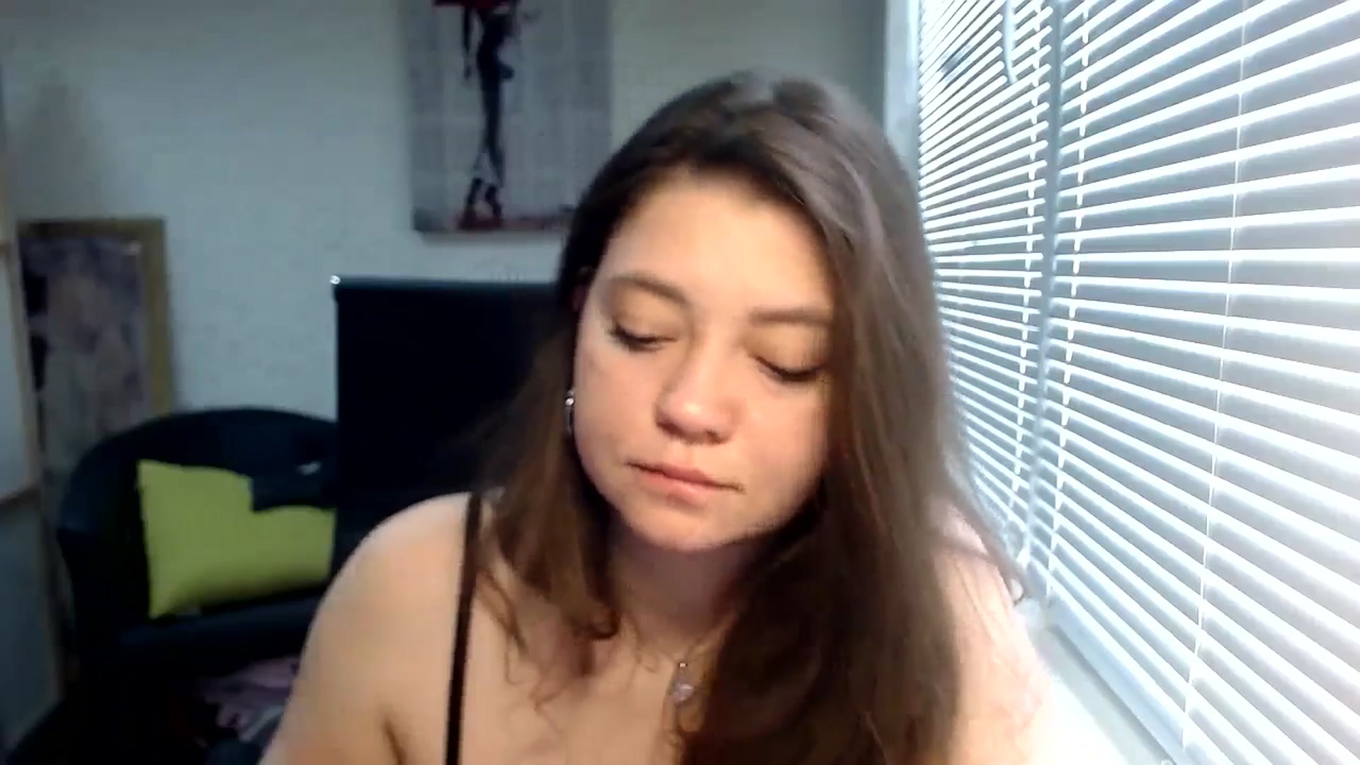 Gallery image thumbnail from SweetArinaA's myfreecams stream on, 05/15/2024, 11:21 image 14 of 20