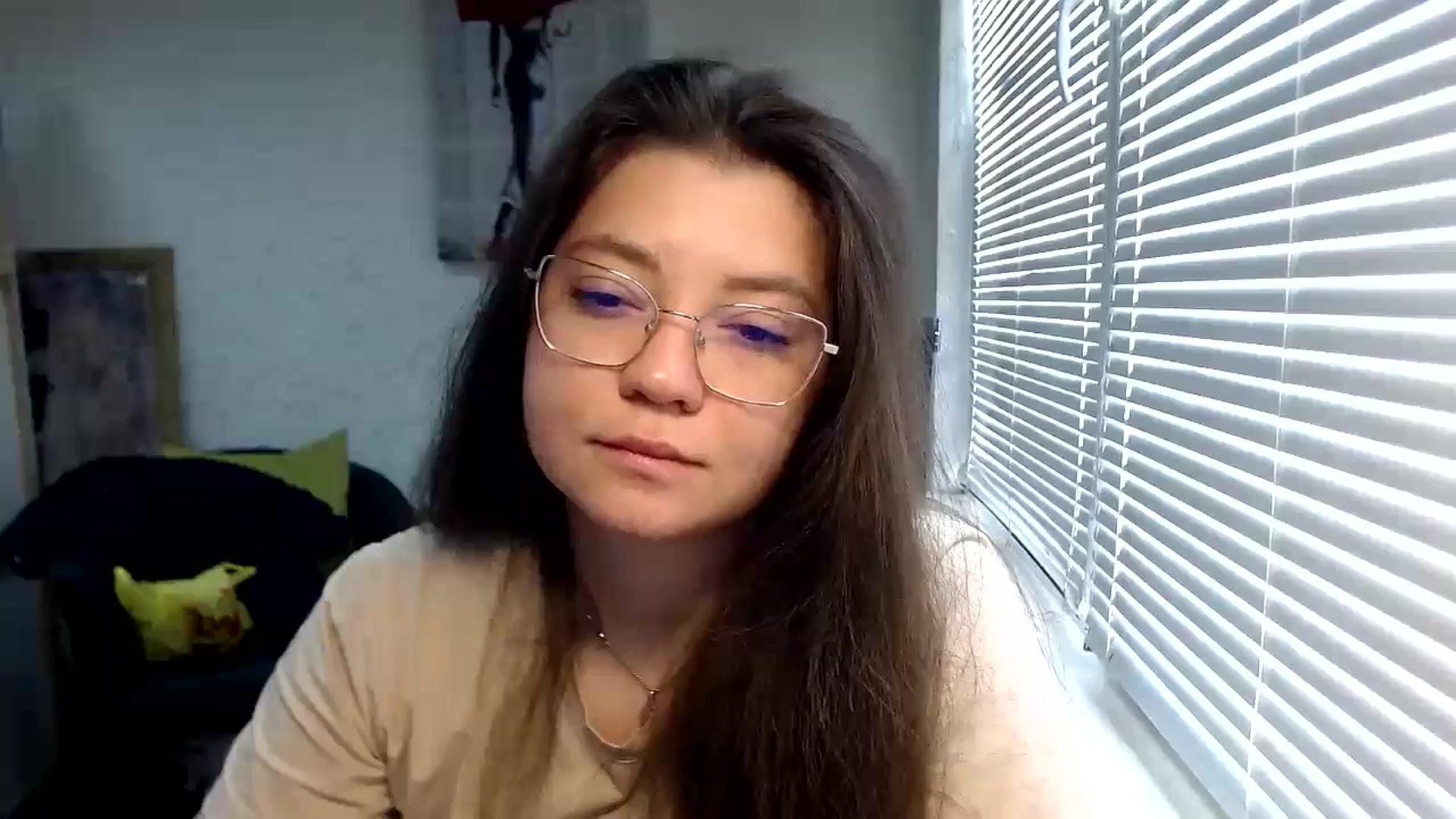 Gallery image thumbnail from SweetArinaA's myfreecams stream on, 05/18/2024, 10:13 image 17 of 20