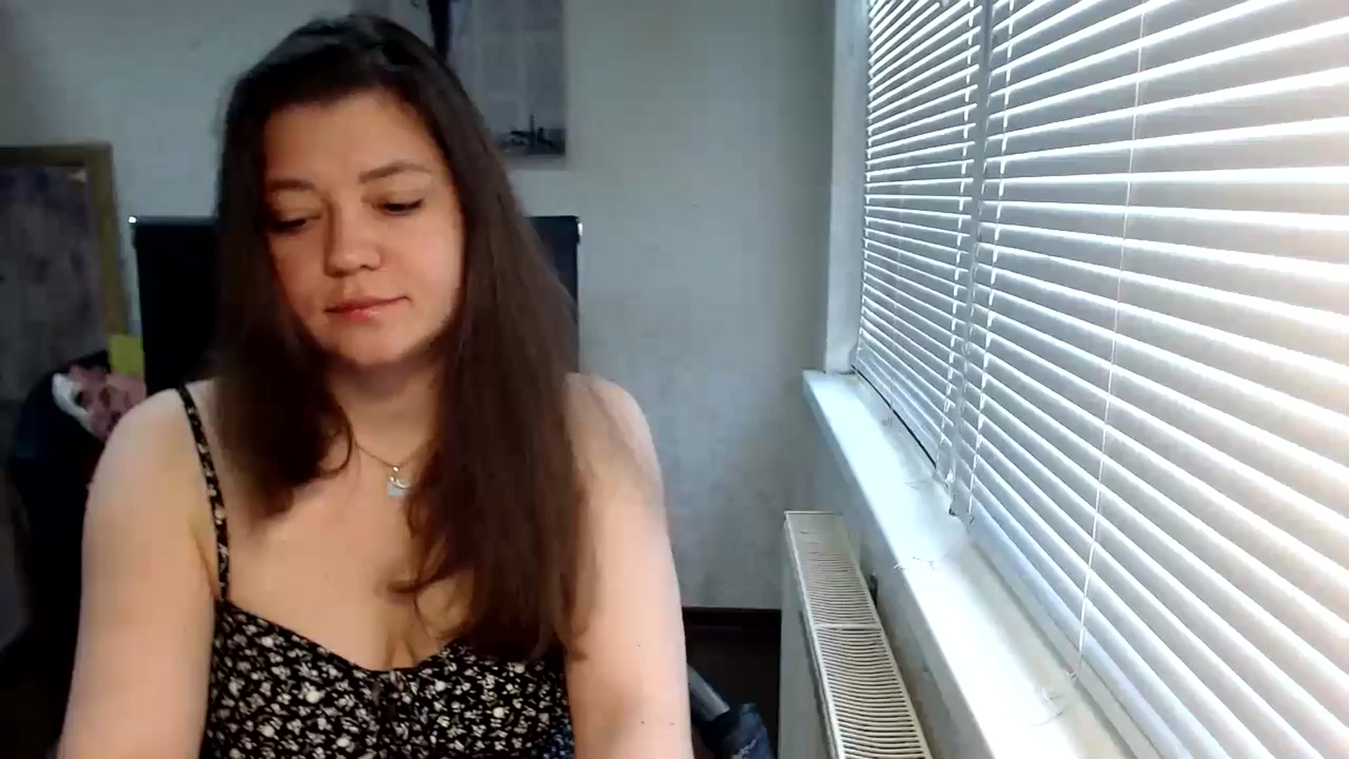 Gallery image thumbnail from SweetArinaA's myfreecams stream on, 05/18/2024, 11:49 image 12 of 20