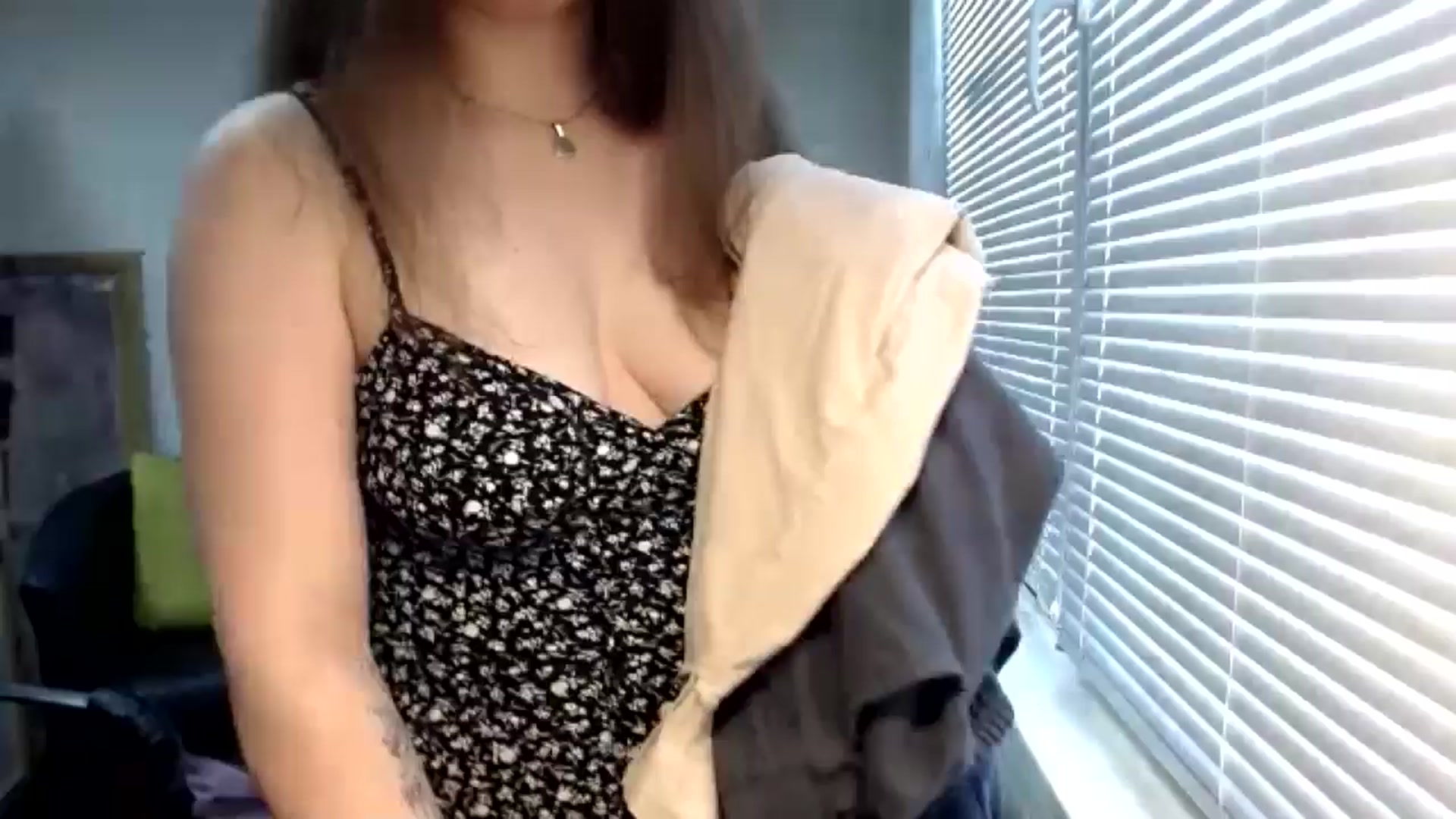 Gallery image thumbnail from SweetArinaA's myfreecams stream on, 05/18/2024, 12:52 image 16 of 20