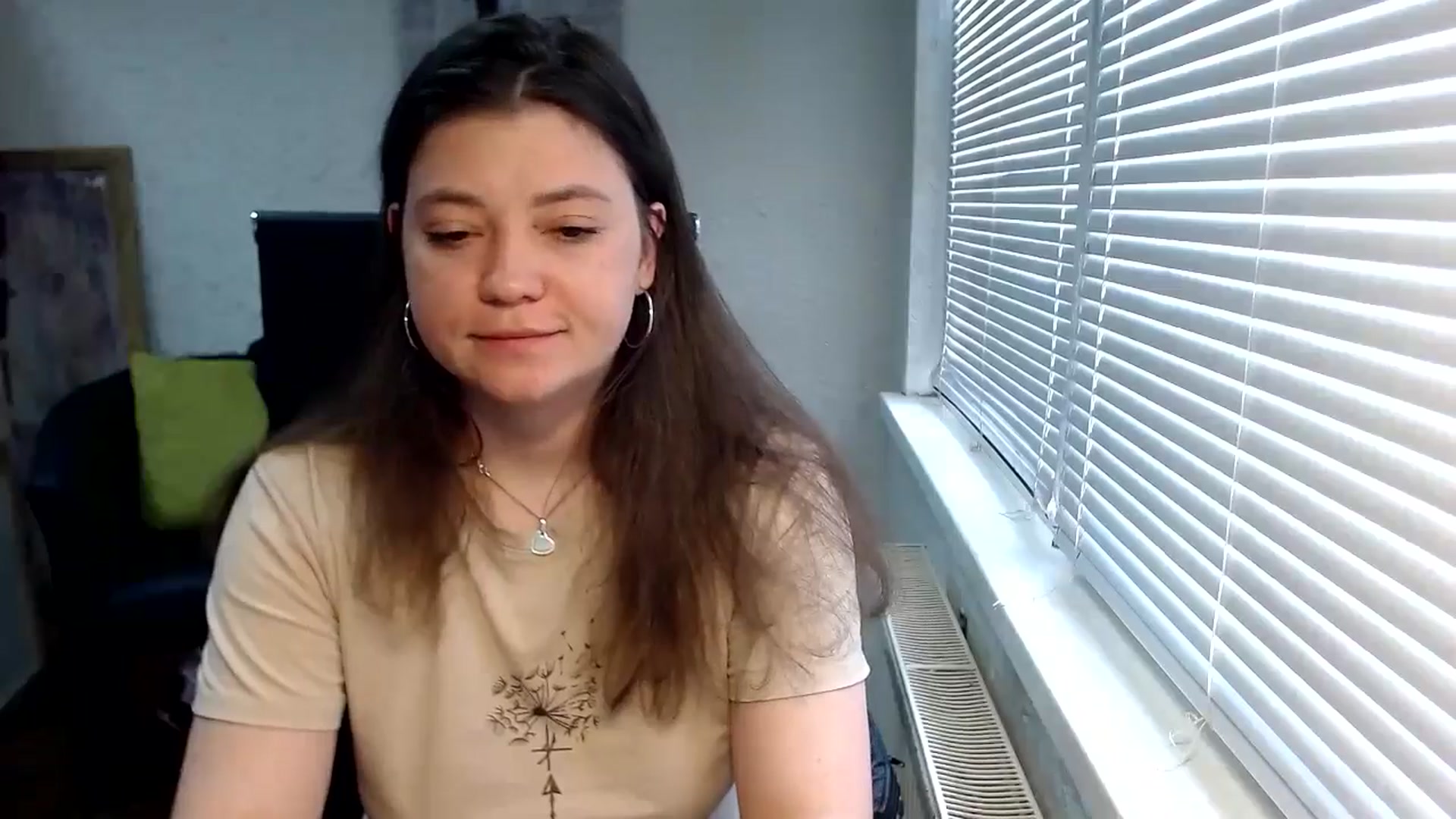 Gallery image thumbnail from SweetArinaA's myfreecams stream on, 05/18/2024, 13:32 image 14 of 20