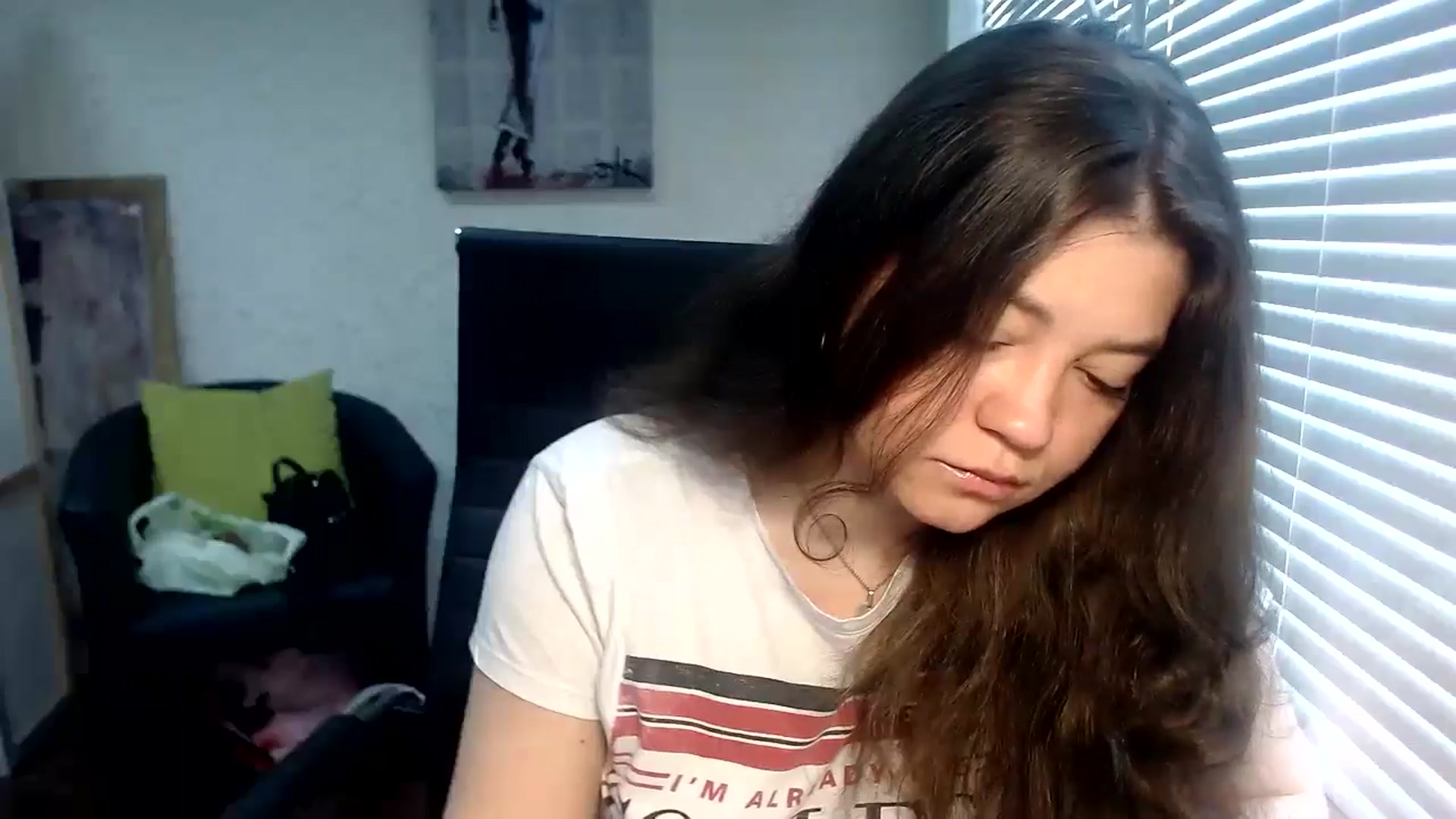 Gallery image thumbnail from SweetArinaA's myfreecams stream on, 05/19/2024, 10:49 image 17 of 20