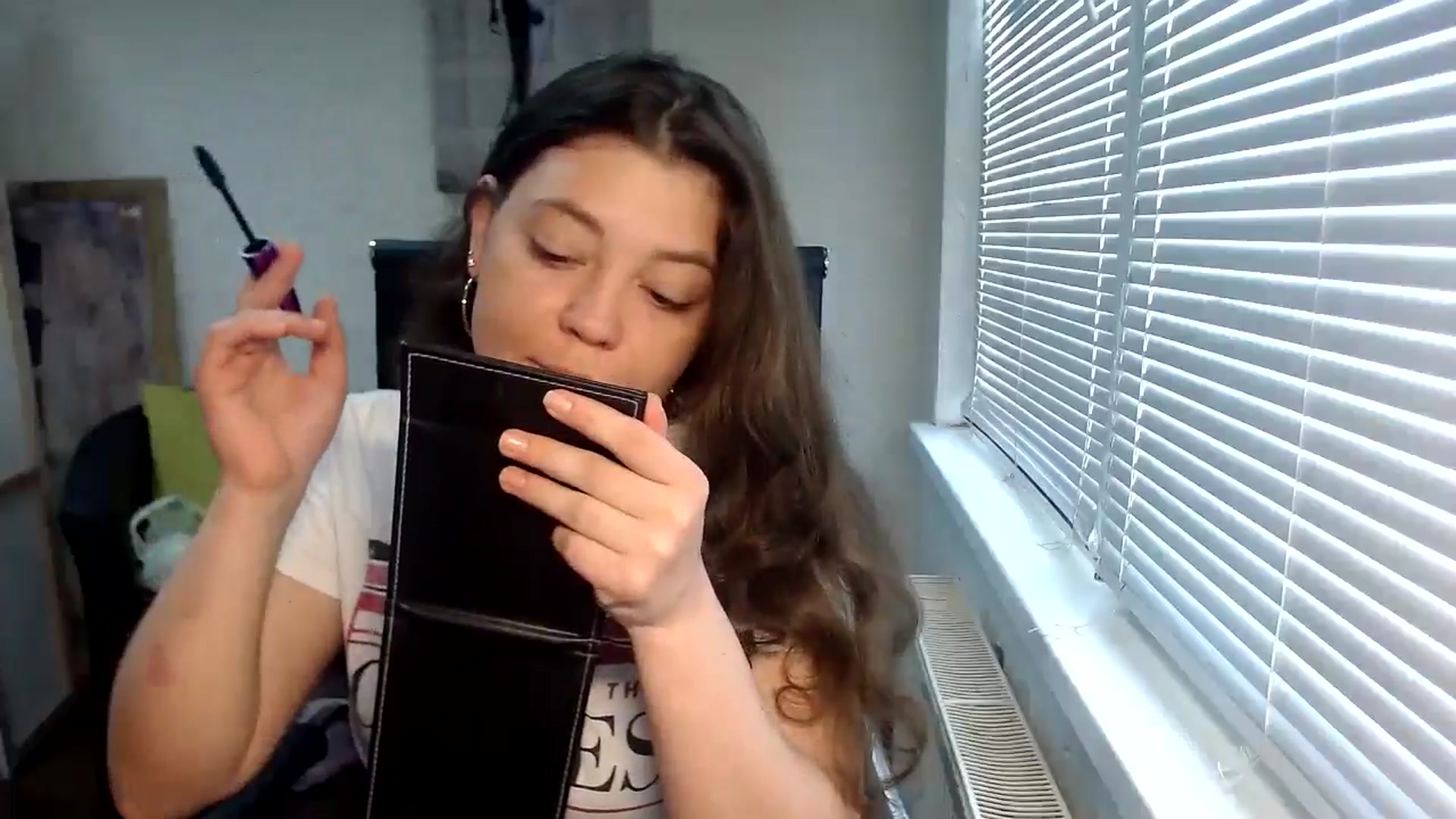 Gallery image thumbnail from SweetArinaA's myfreecams stream on, 05/19/2024, 10:49 image 5 of 20
