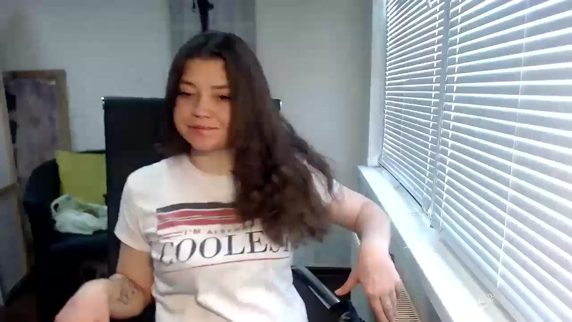 Gallery image thumbnail from SweetArinaA's myfreecams stream on, 05/19/2024, 10:49 image 12 of 20