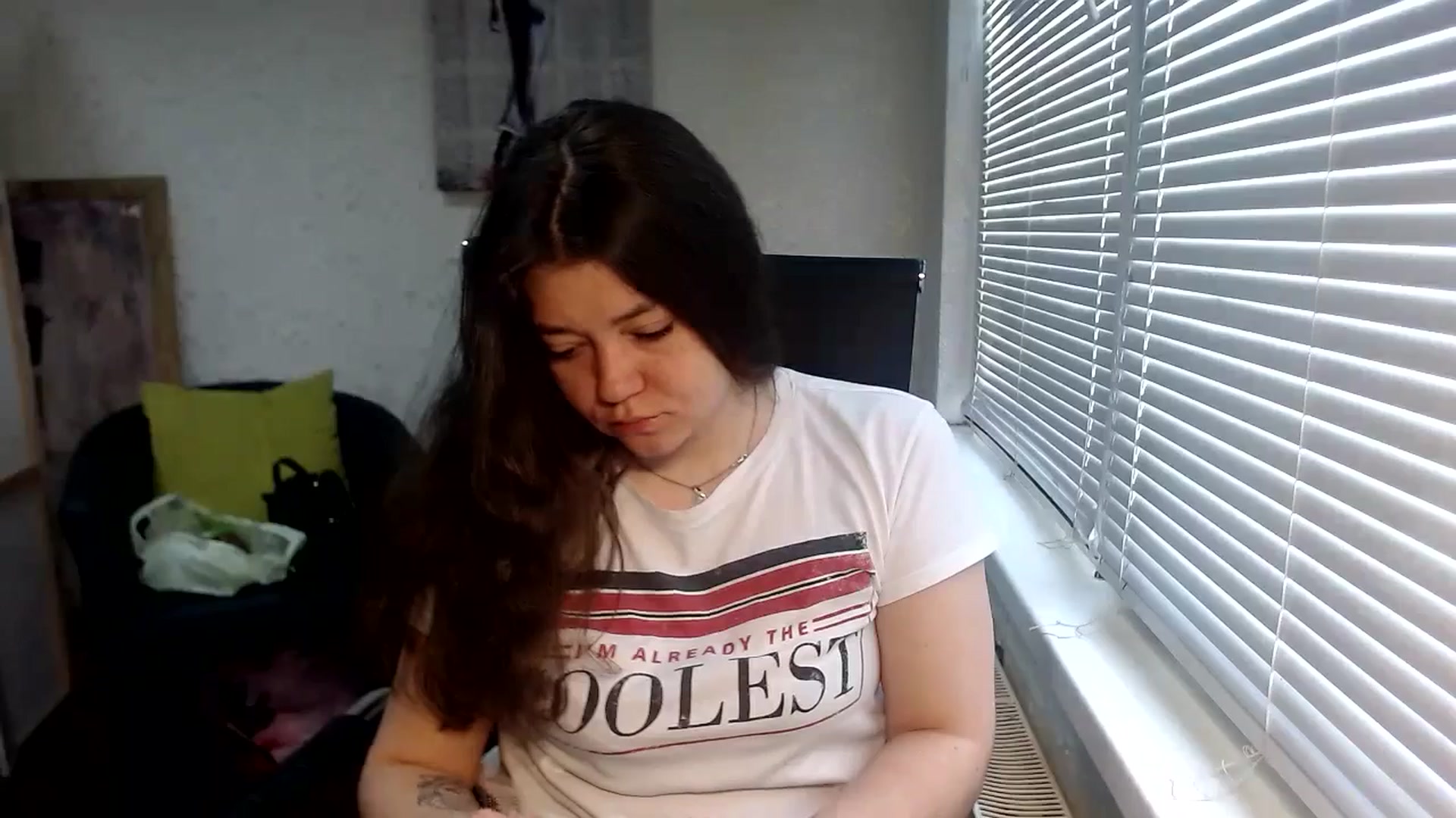 Gallery image thumbnail from SweetArinaA's myfreecams stream on, 05/19/2024, 10:49 image 19 of 20