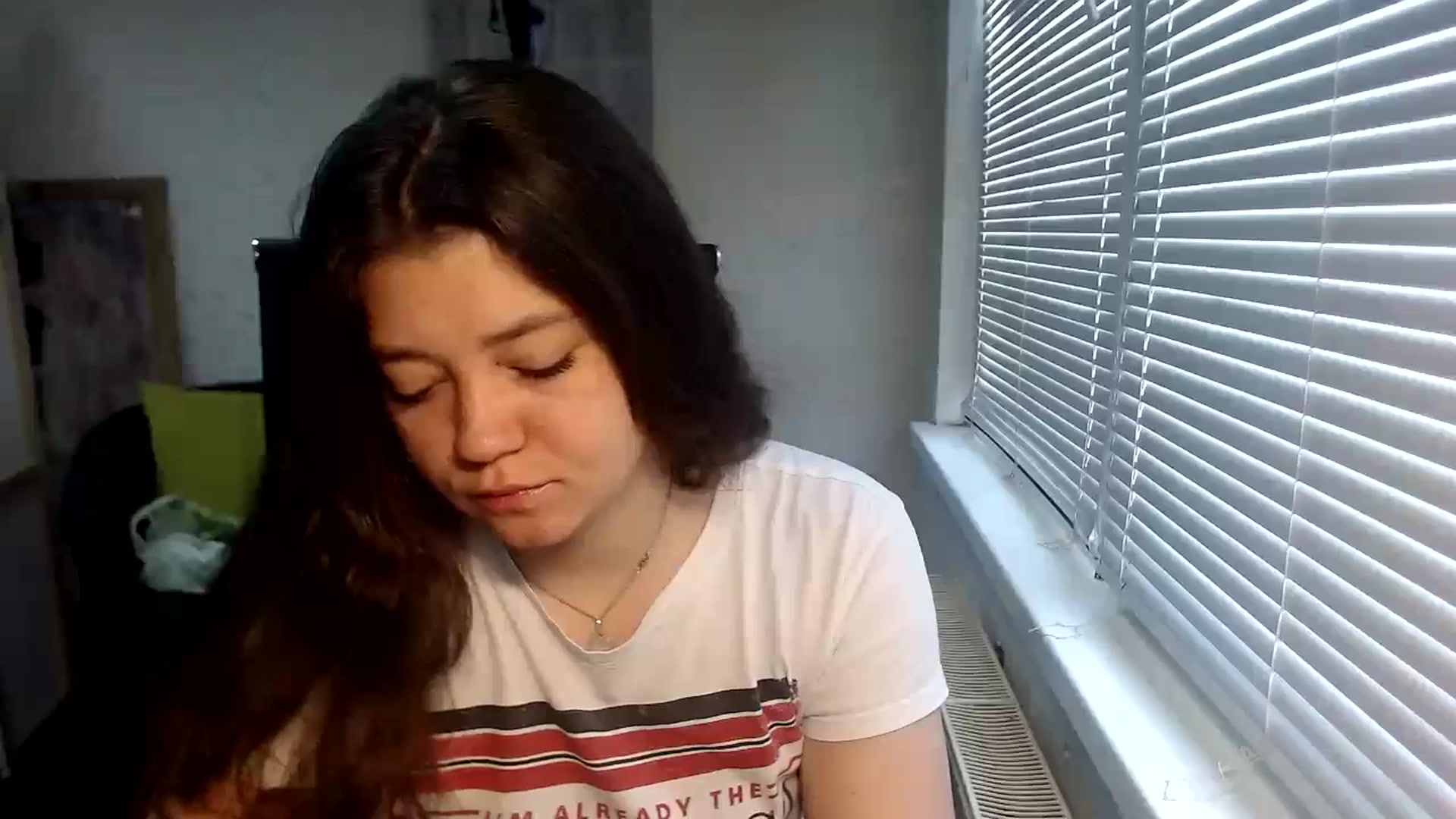 Gallery image thumbnail from SweetArinaA's myfreecams stream on, 05/19/2024, 10:49 image 10 of 20