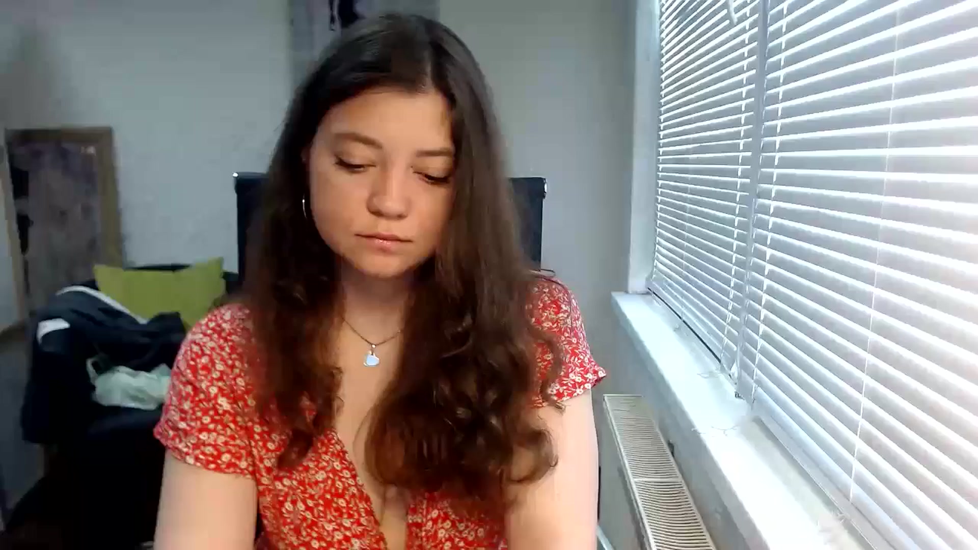 Gallery image thumbnail from SweetArinaA's myfreecams stream on, 05/19/2024, 13:06 image 15 of 20