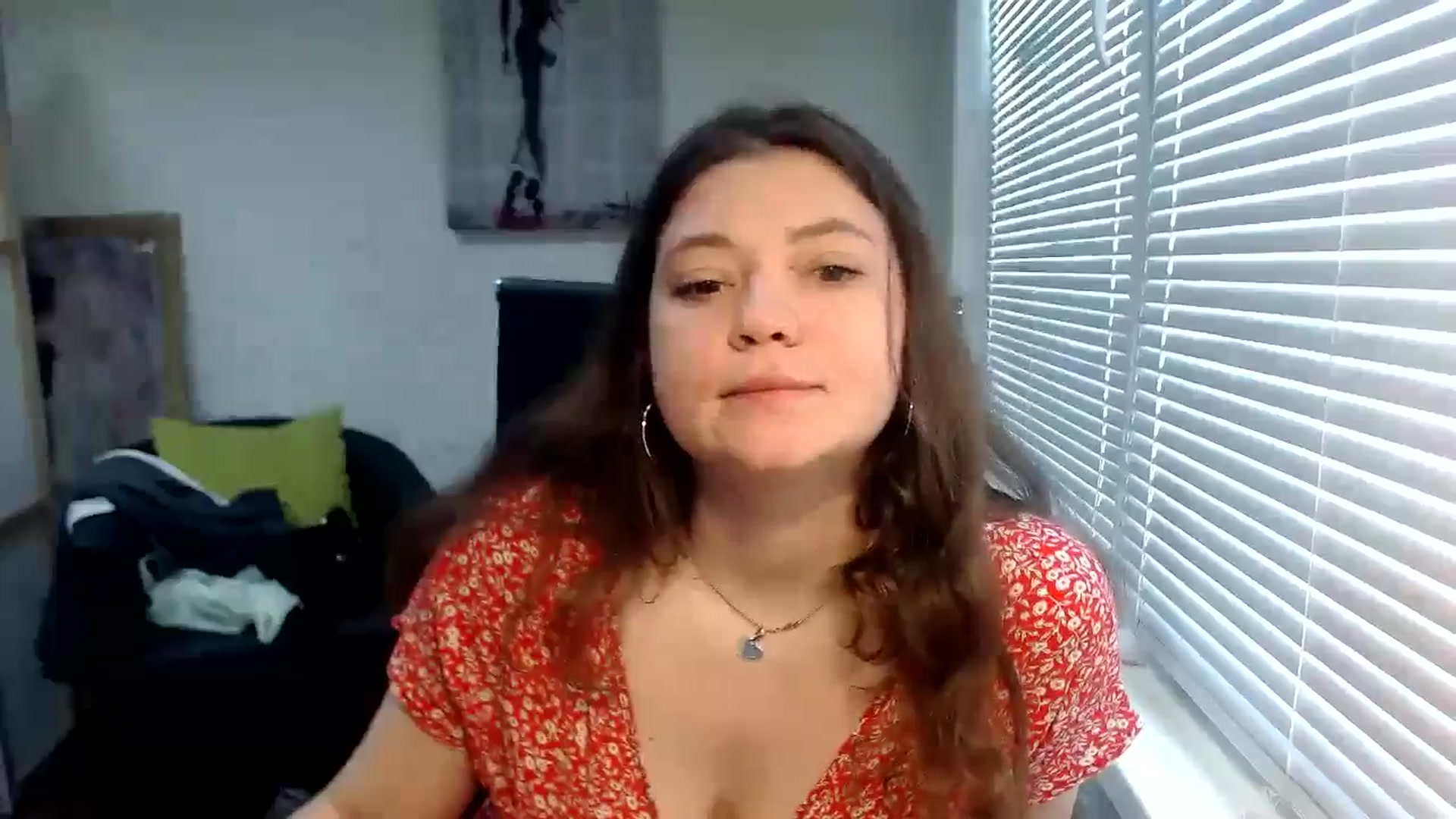 Gallery image thumbnail from SweetArinaA's myfreecams stream on, 05/19/2024, 13:35 image 4 of 20