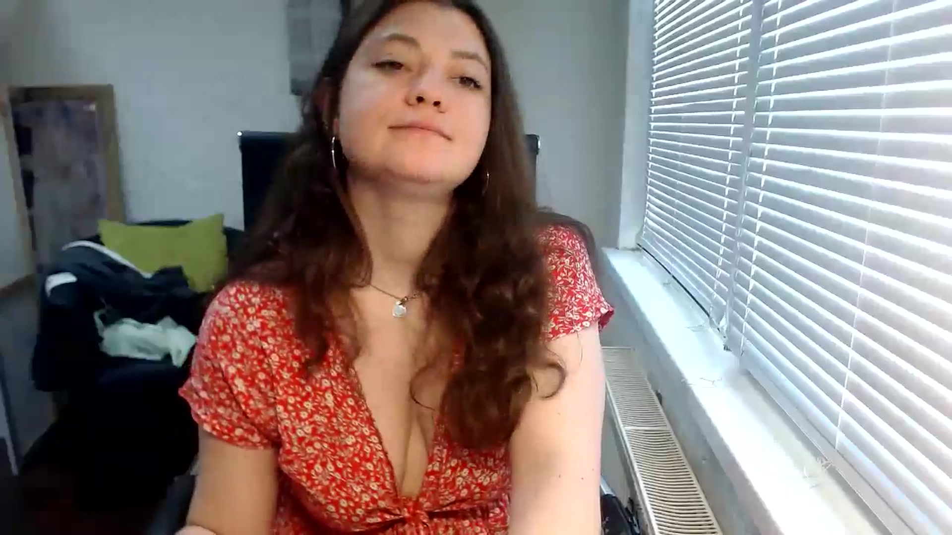 Gallery image thumbnail from SweetArinaA's myfreecams stream on, 05/19/2024, 13:35 image 18 of 20