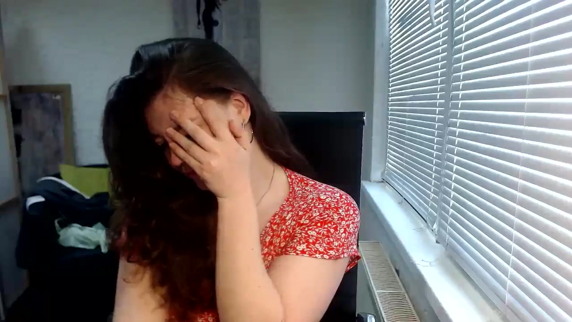 Gallery image thumbnail from SweetArinaA's myfreecams stream on, 05/19/2024, 13:35 image 9 of 20