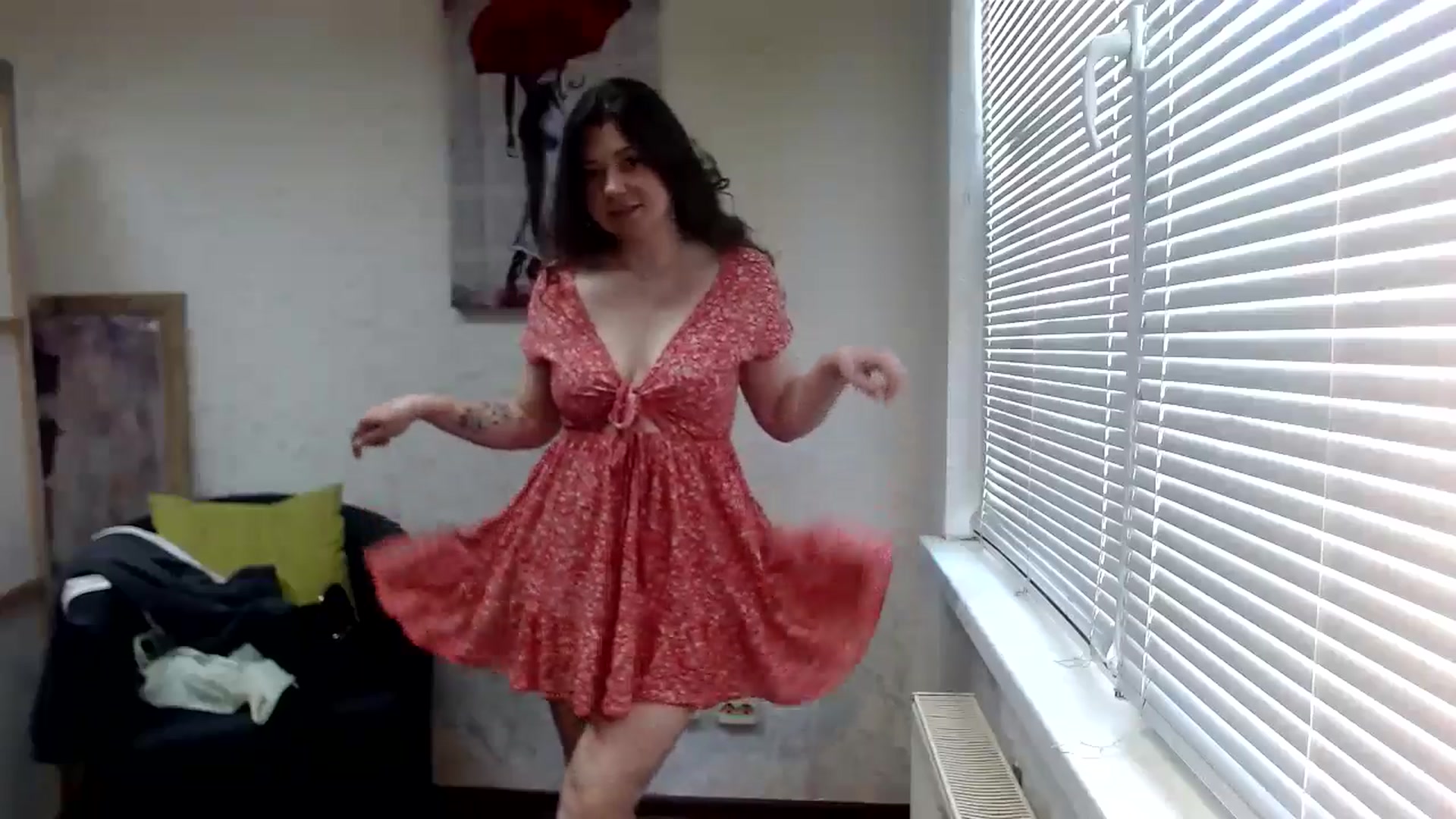 Gallery image thumbnail from SweetArinaA's myfreecams stream on, 05/19/2024, 13:35 image 10 of 20