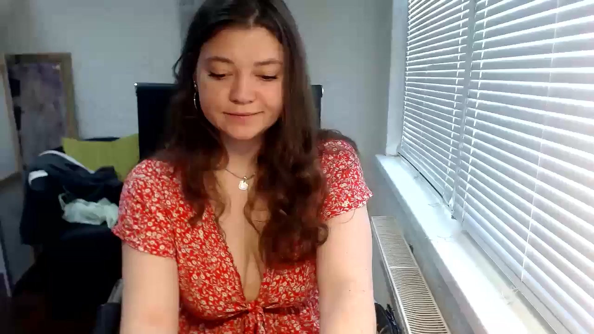 Gallery image thumbnail from SweetArinaA's myfreecams stream on, 05/19/2024, 13:35 image 16 of 20