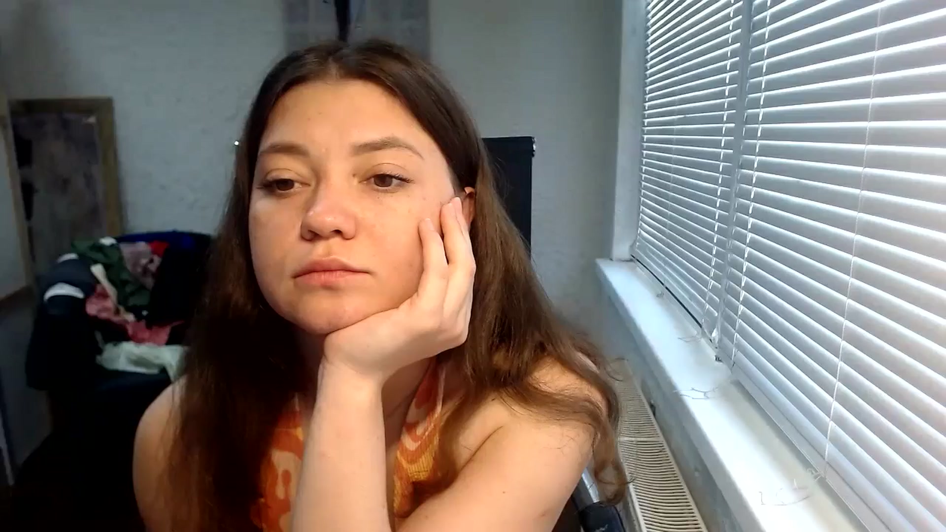 Gallery image thumbnail from SweetArinaA's myfreecams stream on, 05/19/2024, 14:17 image 16 of 20
