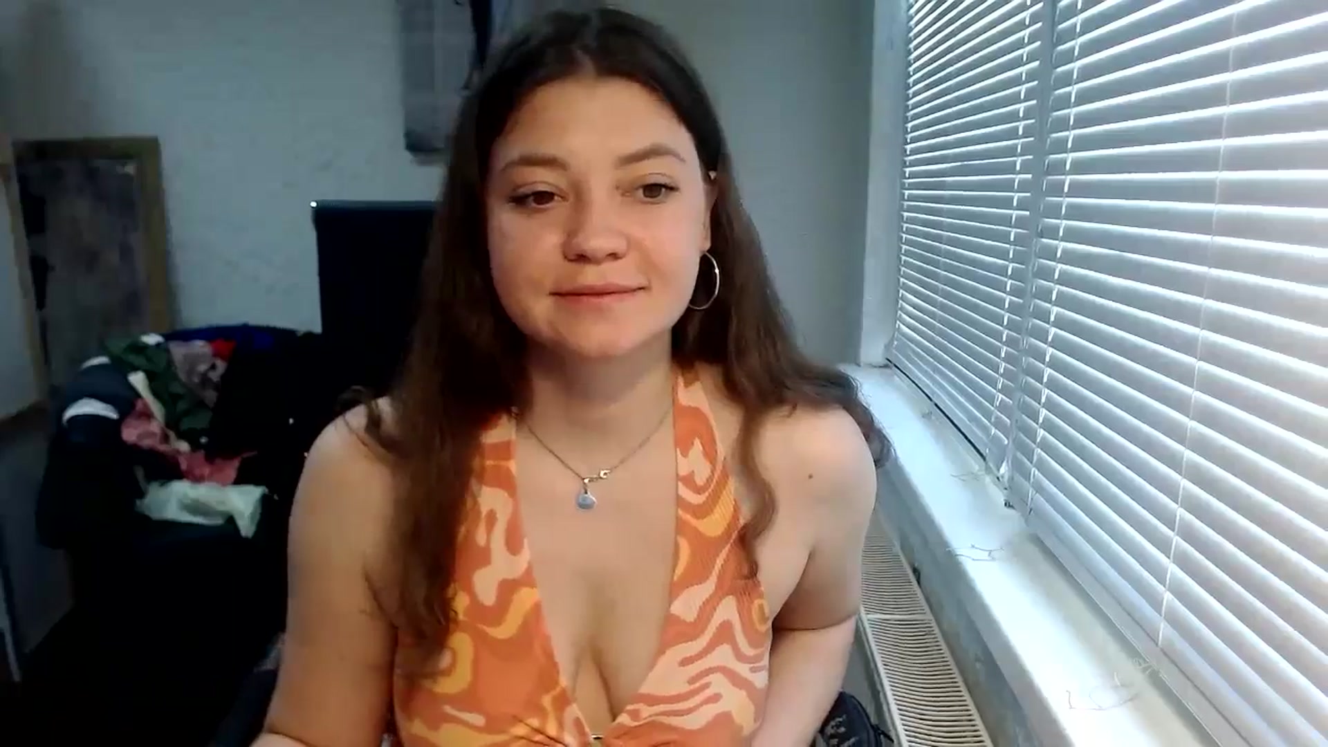 Gallery image thumbnail from SweetArinaA's myfreecams stream on, 05/19/2024, 14:17 image 12 of 20
