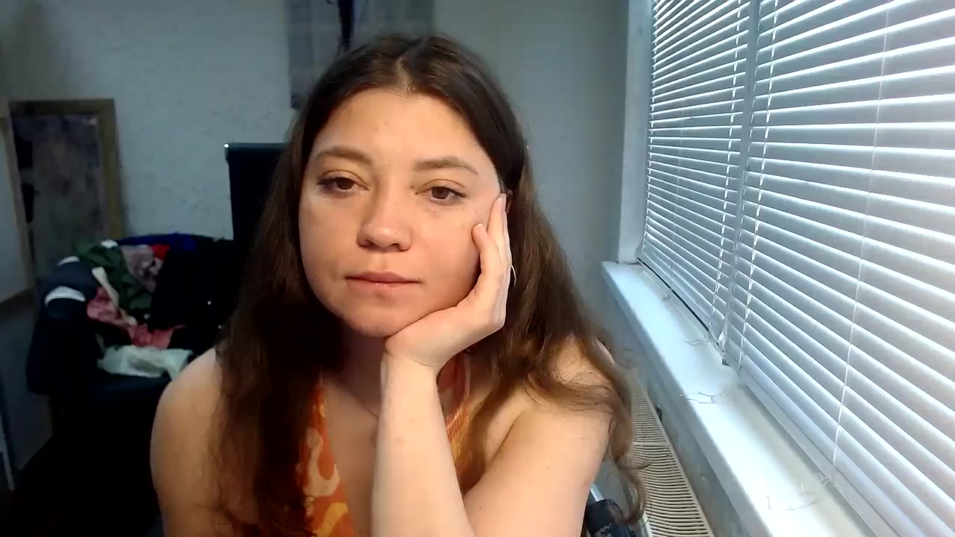 Gallery image thumbnail from SweetArinaA's myfreecams stream on, 05/19/2024, 14:17 image 17 of 20