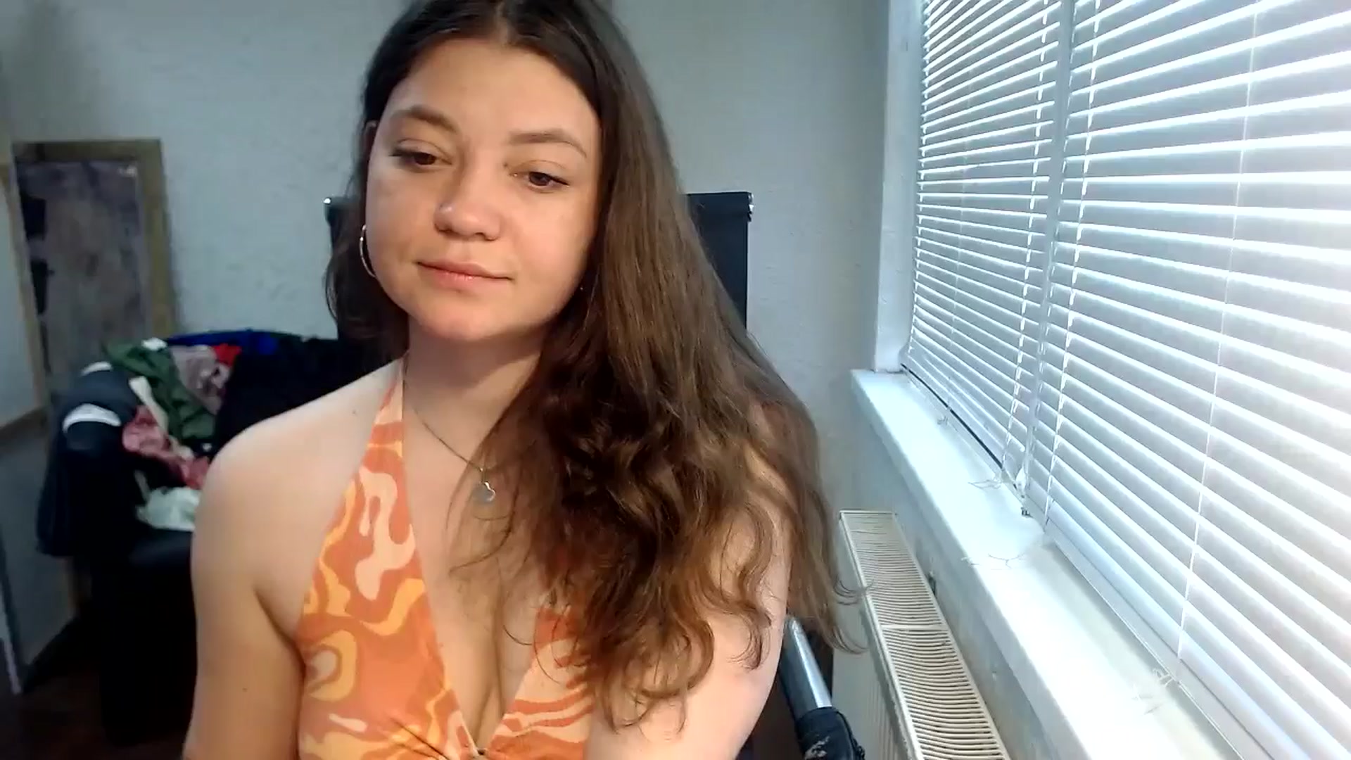 Gallery image thumbnail from SweetArinaA's myfreecams stream on, 05/19/2024, 14:17 image 1 of 20