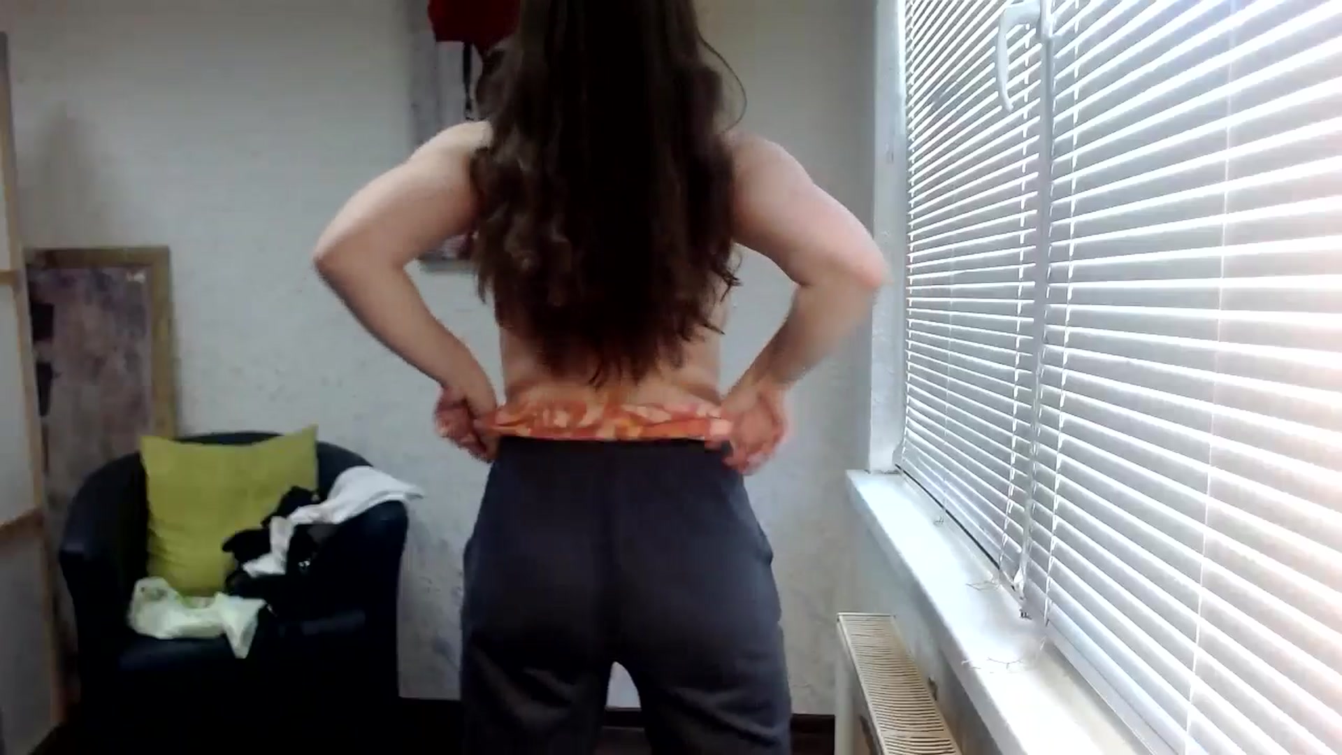 Gallery image thumbnail from SweetArinaA's myfreecams stream on, 05/19/2024, 14:45 image 6 of 20