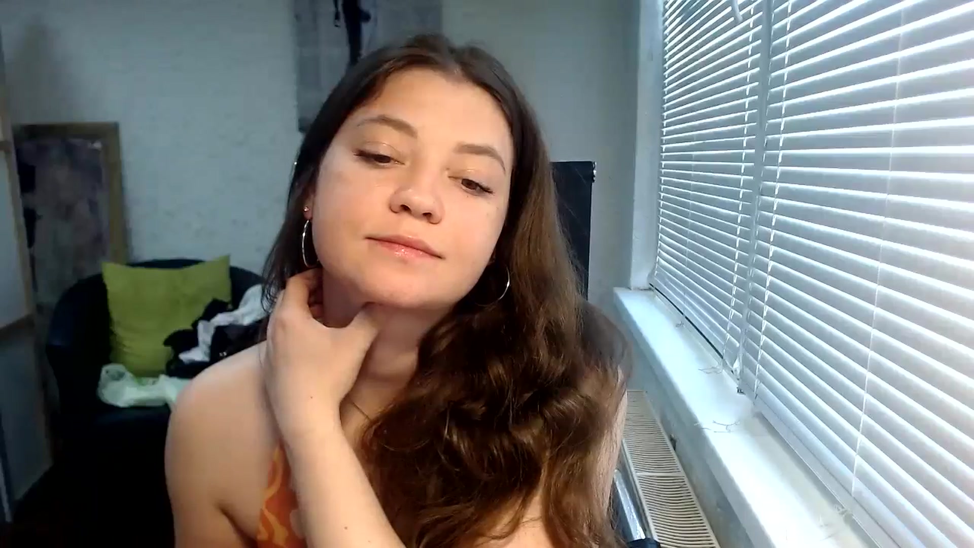 Gallery image thumbnail from SweetArinaA's myfreecams stream on, 05/19/2024, 14:45 image 11 of 20