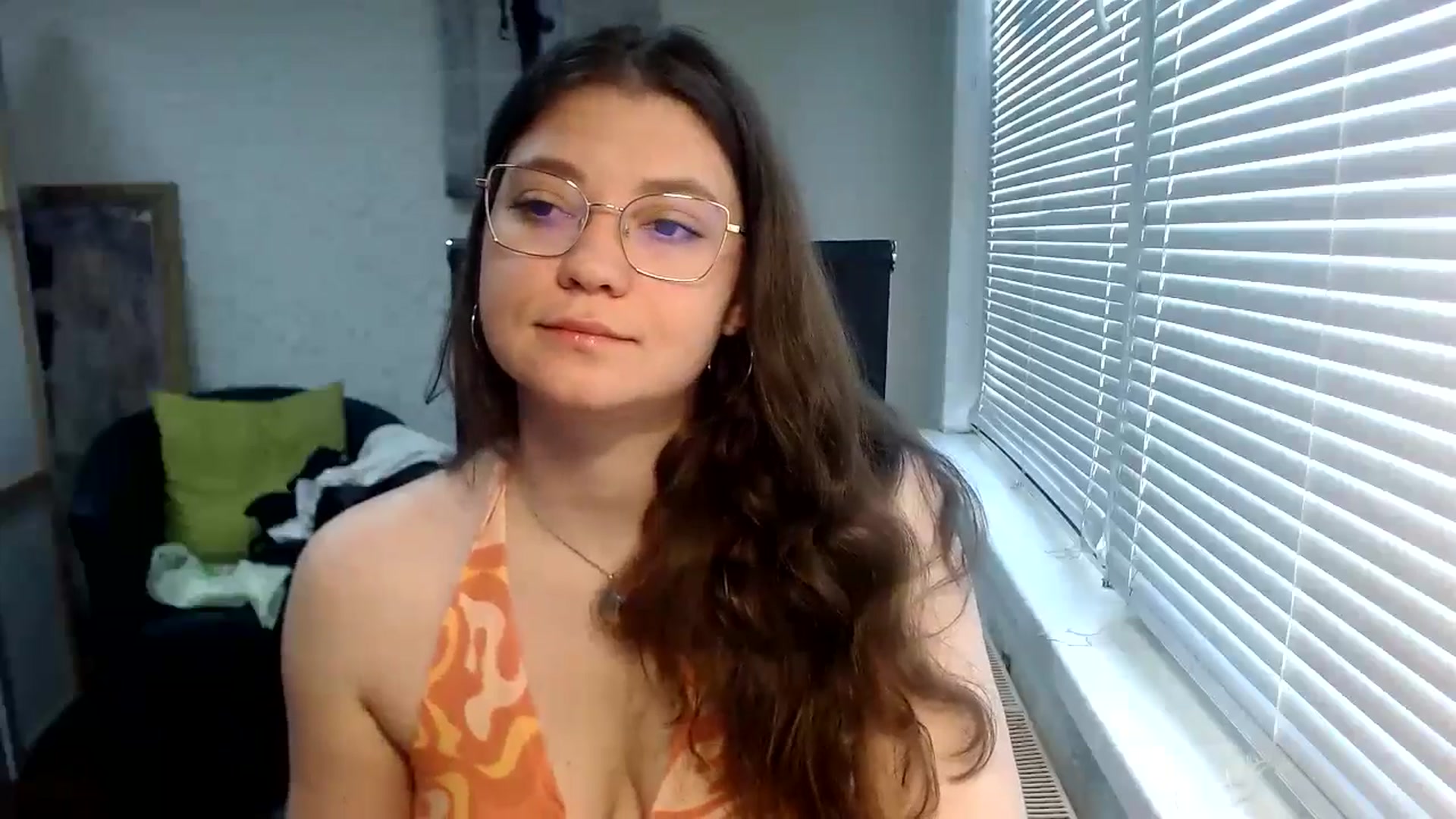 Gallery image thumbnail from SweetArinaA's myfreecams stream on, 05/19/2024, 14:45 image 13 of 20