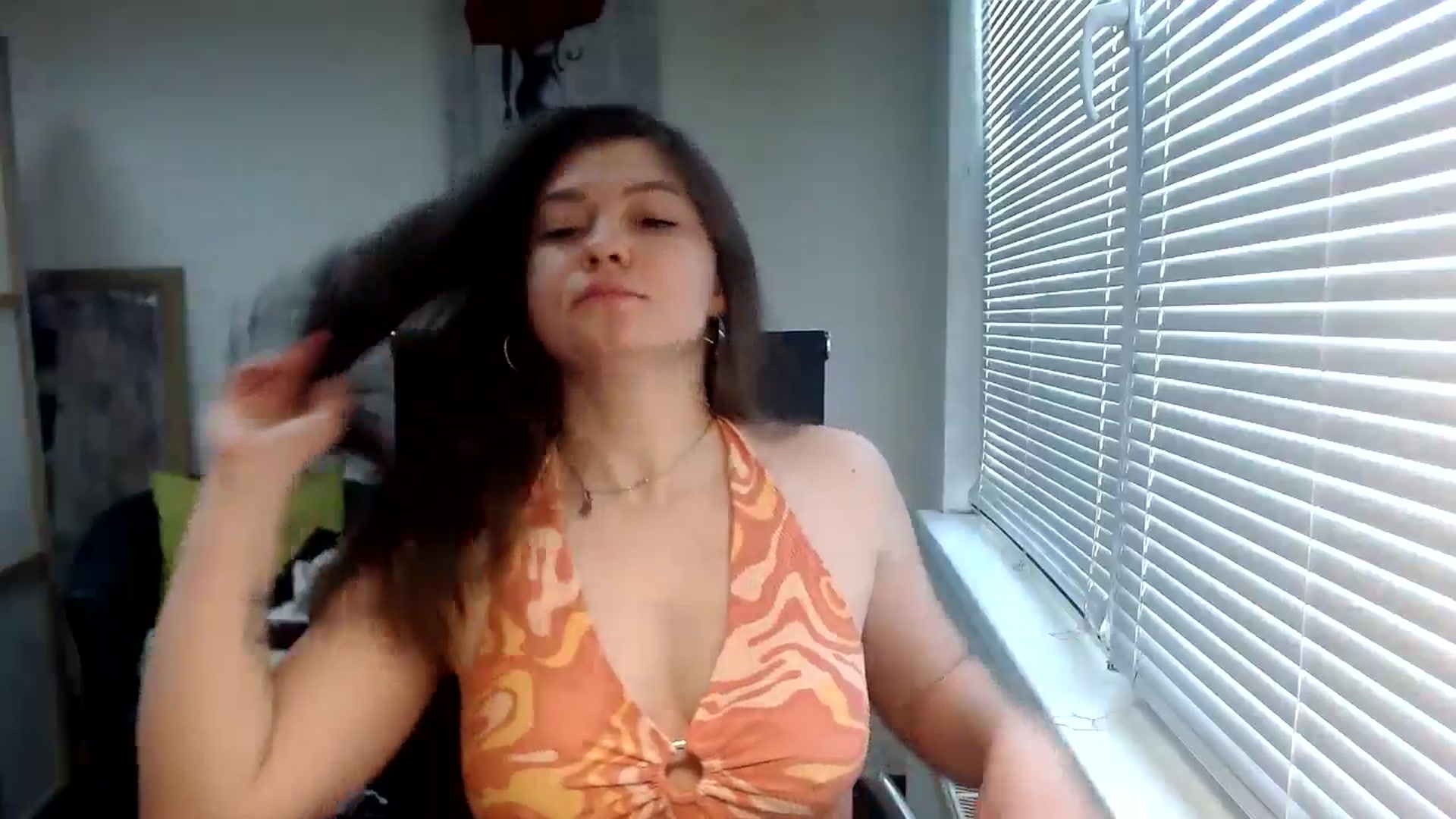 Gallery image thumbnail from SweetArinaA's myfreecams stream on, 05/19/2024, 14:45 image 7 of 20