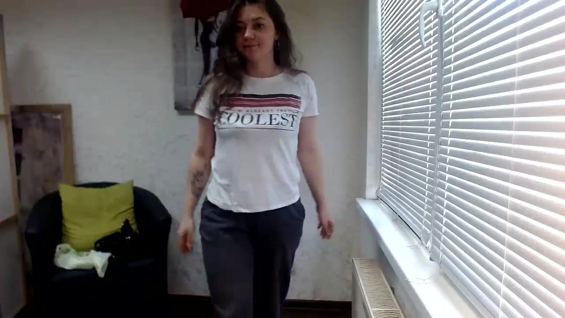 Gallery image thumbnail from SweetArinaA's myfreecams stream on, 05/19/2024, 14:45 image 4 of 20