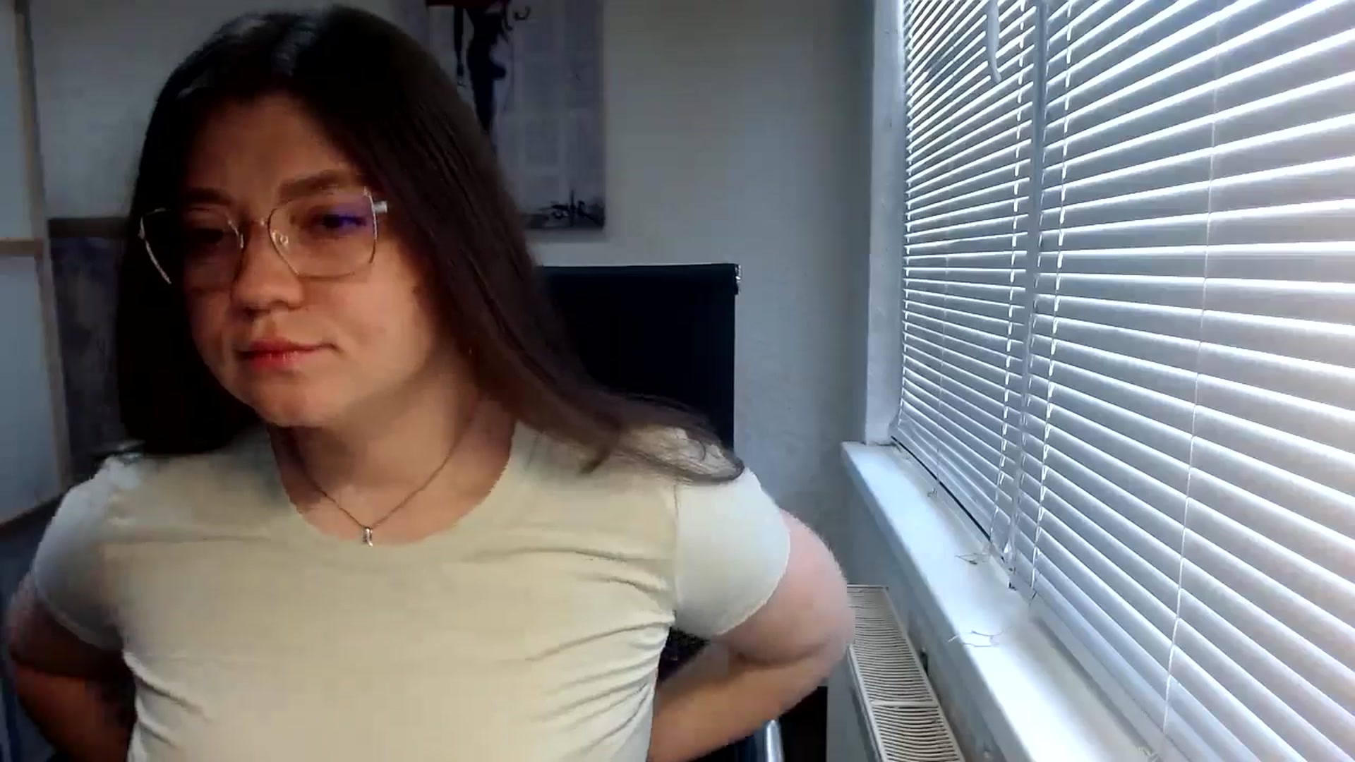 Gallery image thumbnail from SweetArinaA's myfreecams stream on, 05/25/2024, 09:49 image 6 of 20