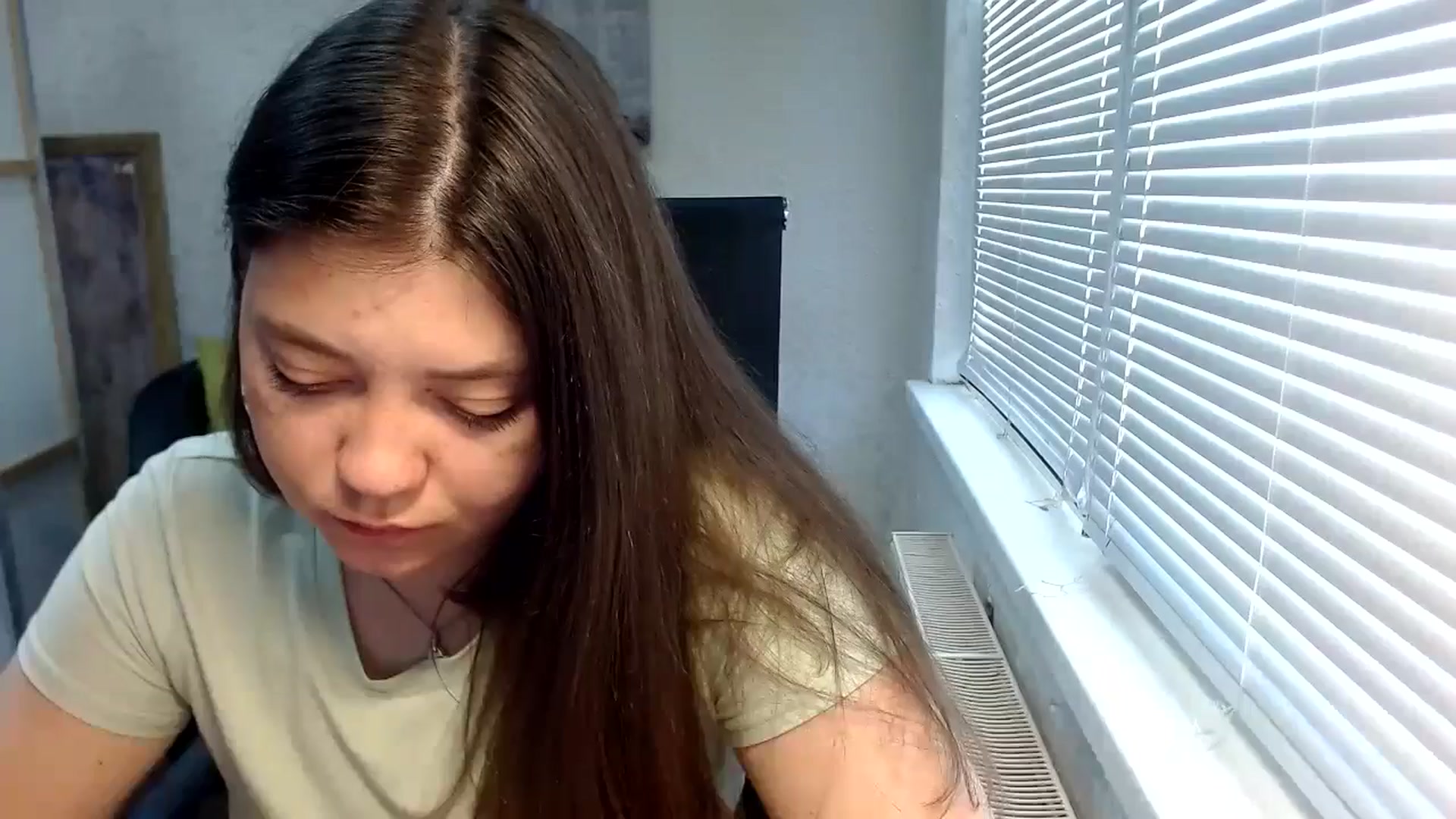Gallery image thumbnail from SweetArinaA's myfreecams stream on, 05/25/2024, 11:31 image 20 of 20
