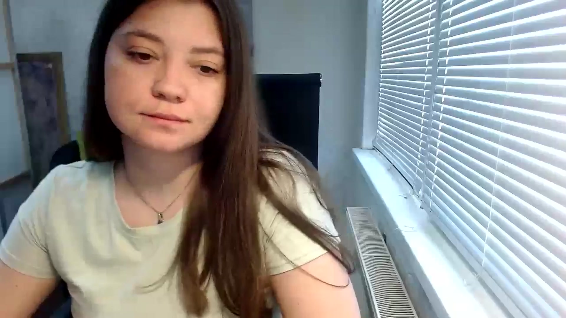 Gallery image thumbnail from SweetArinaA's myfreecams stream on, 05/25/2024, 11:31 image 8 of 20