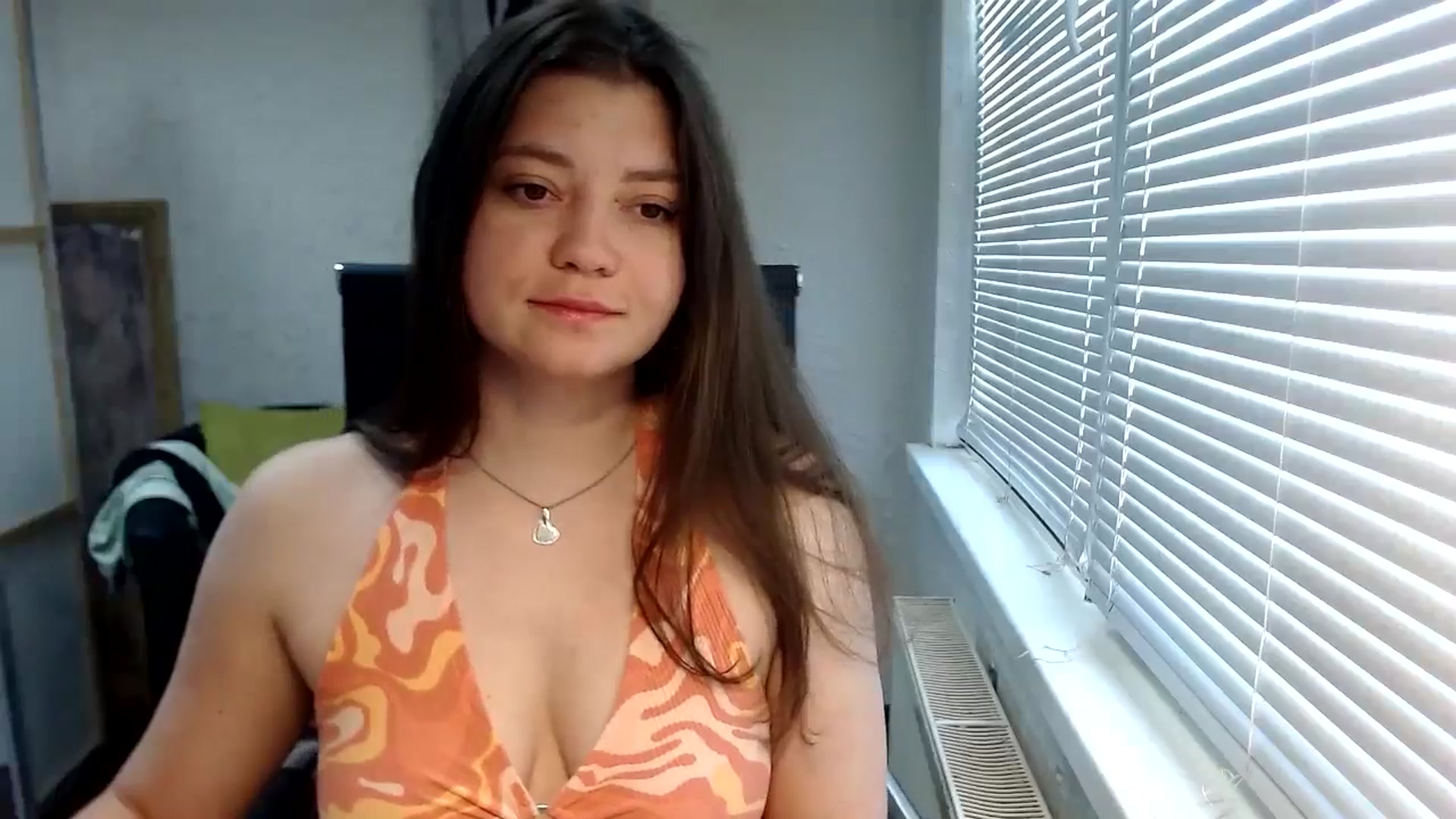 Gallery image thumbnail from SweetArinaA's myfreecams stream on, 05/25/2024, 13:08 image 12 of 20