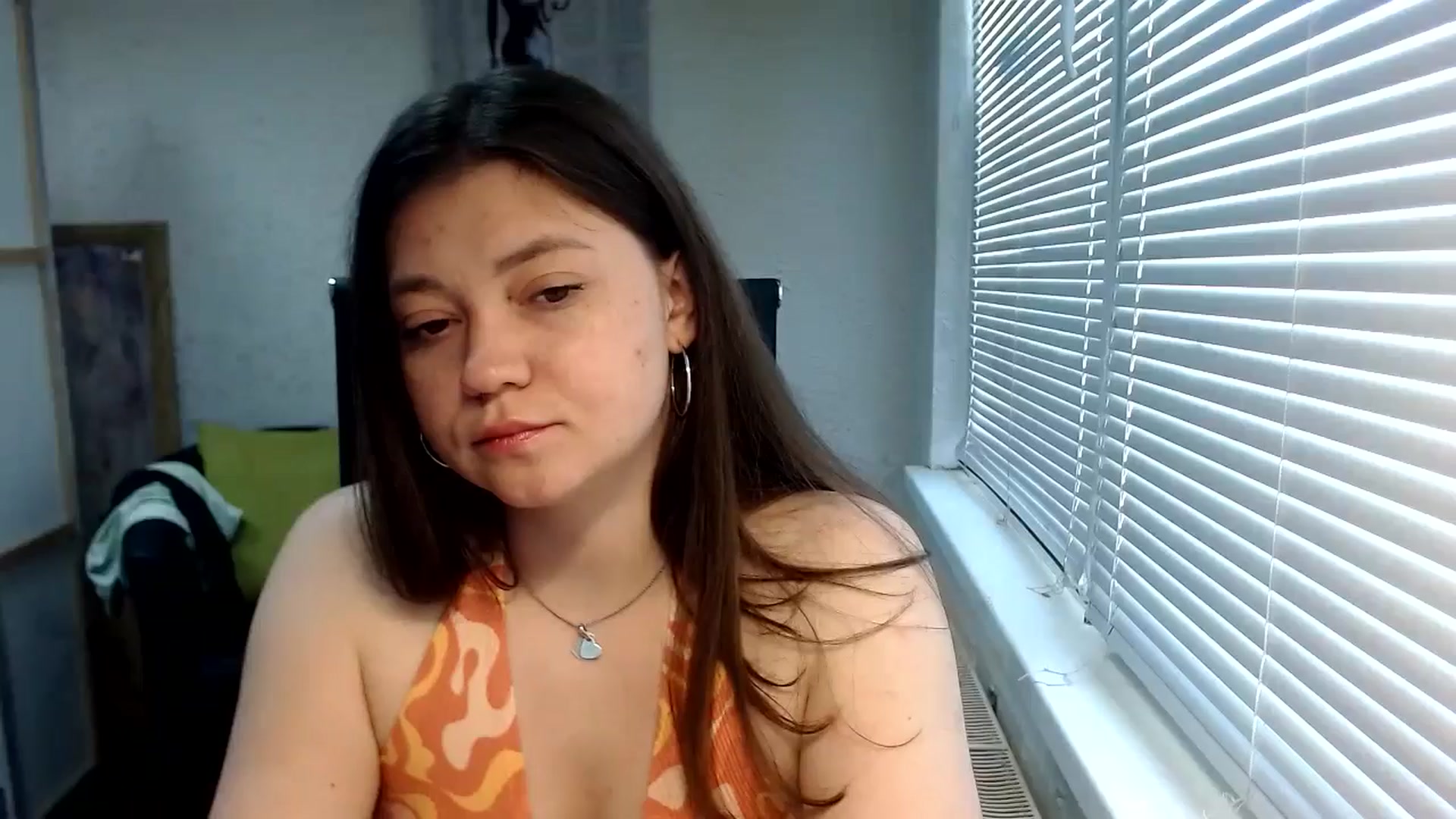 Gallery image thumbnail from SweetArinaA's myfreecams stream on, 05/25/2024, 13:08 image 19 of 20