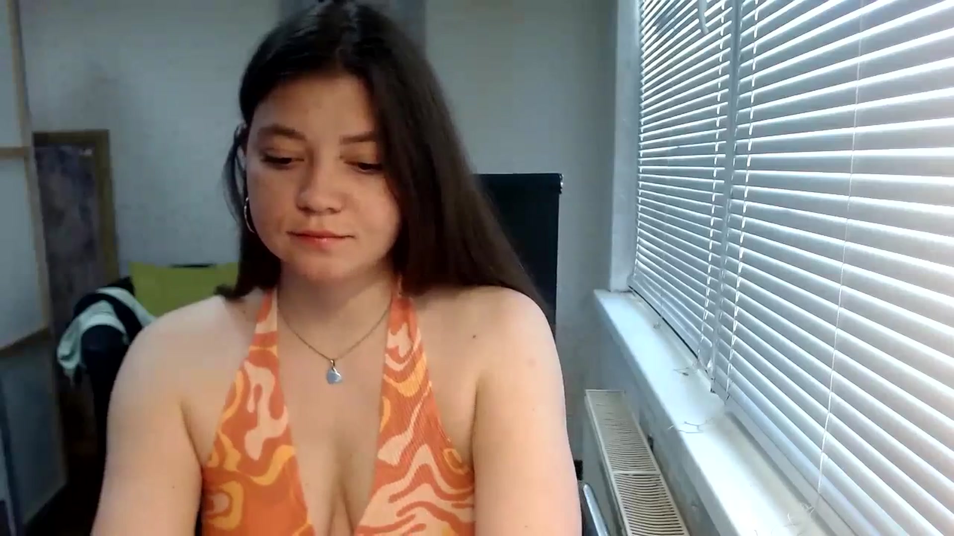 Gallery image thumbnail from SweetArinaA's myfreecams stream on, 05/25/2024, 13:08 image 13 of 20