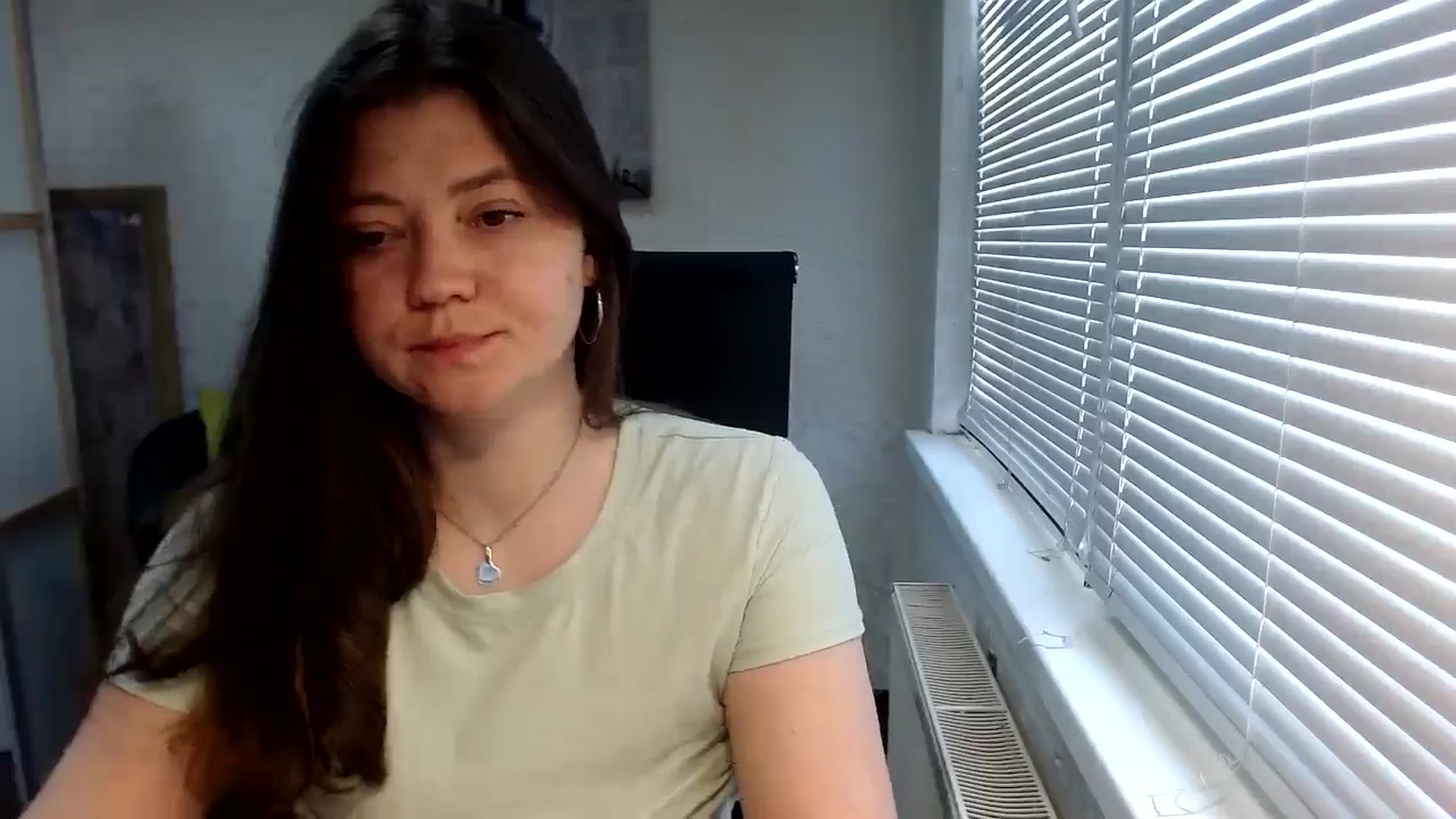 Gallery image thumbnail from SweetArinaA's myfreecams stream on, 05/25/2024, 13:08 image 4 of 20