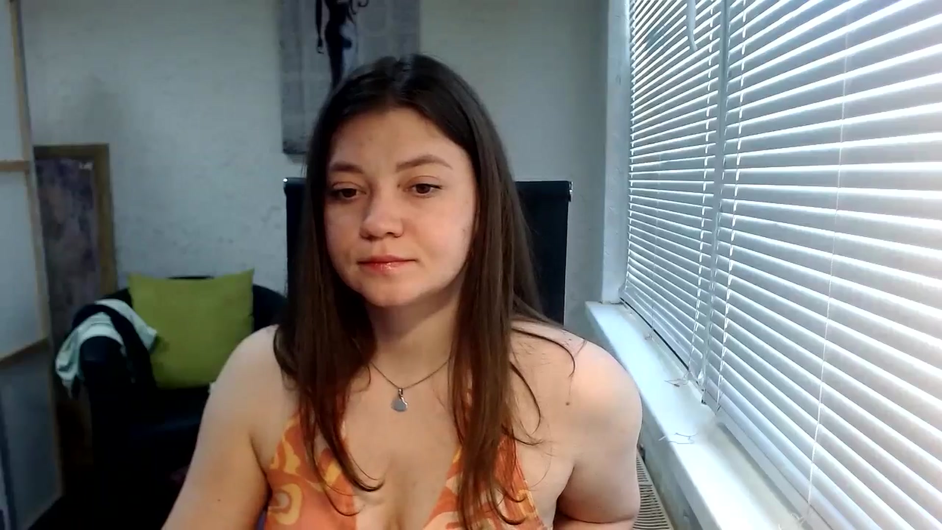 Gallery image thumbnail from SweetArinaA's myfreecams stream on, 05/25/2024, 13:08 image 17 of 20
