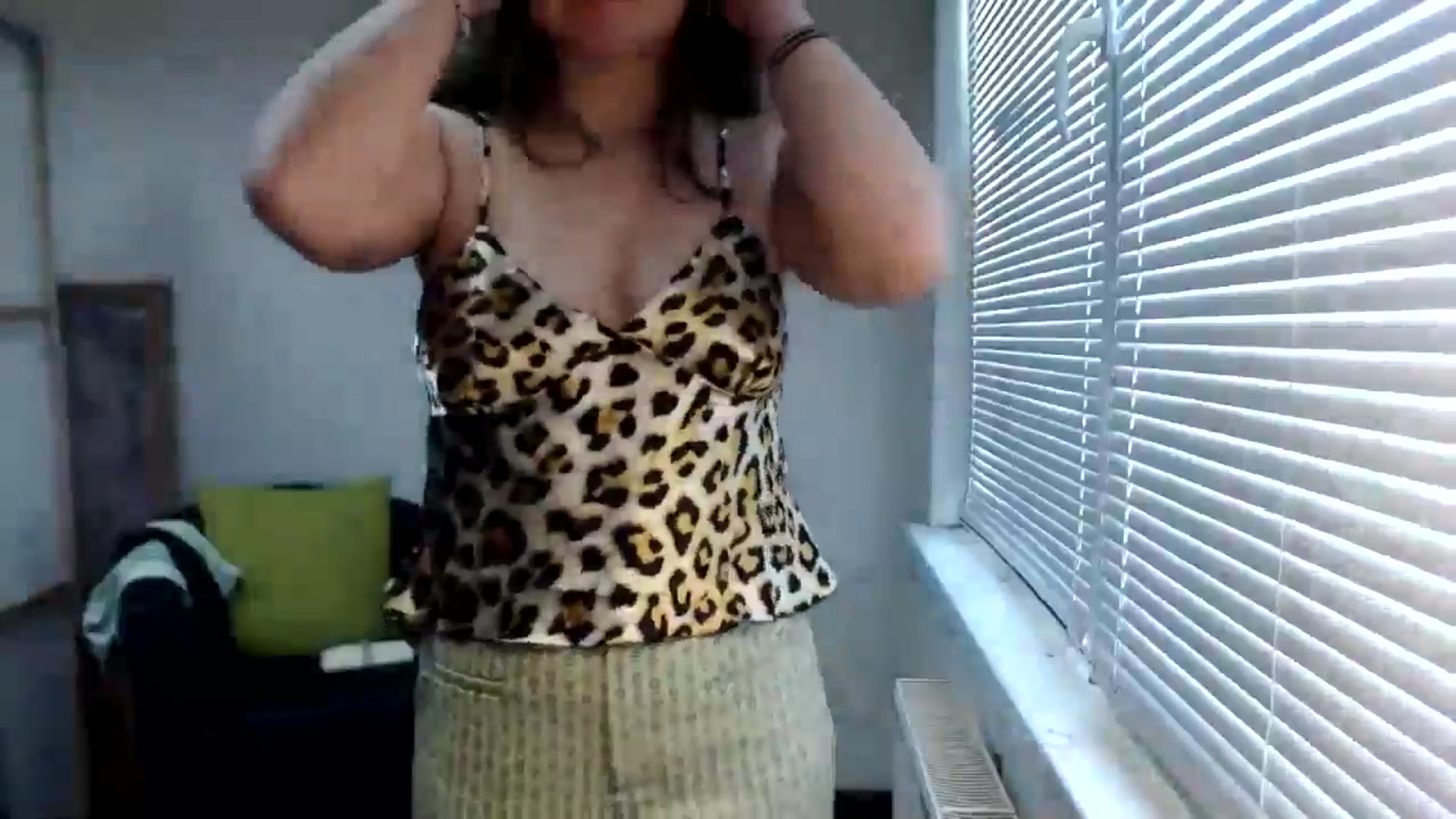 Gallery image thumbnail from SweetArinaA's myfreecams stream on, 05/25/2024, 13:52 image 11 of 20