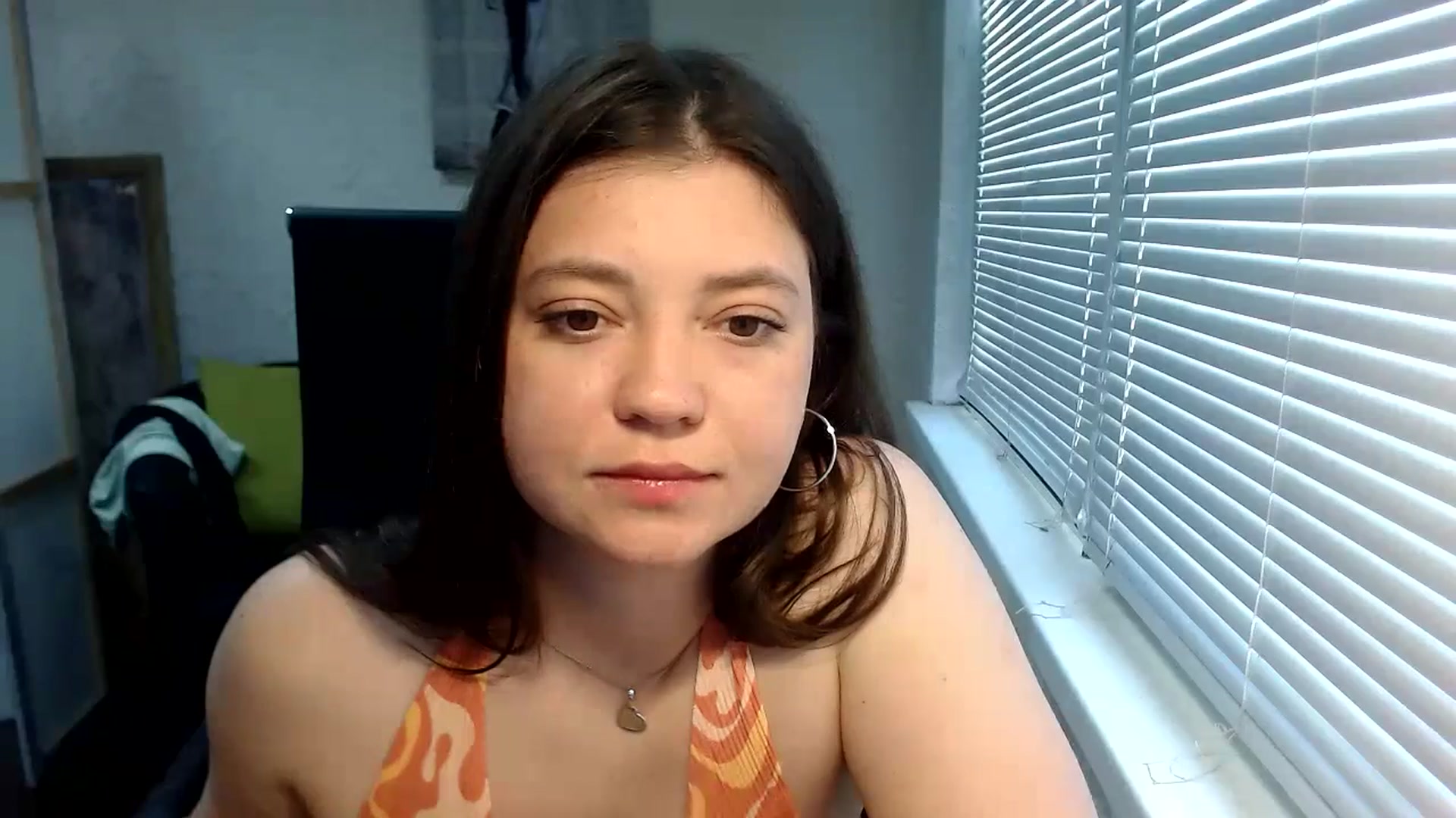 Gallery image thumbnail from SweetArinaA's myfreecams stream on, 05/25/2024, 13:52 image 6 of 20