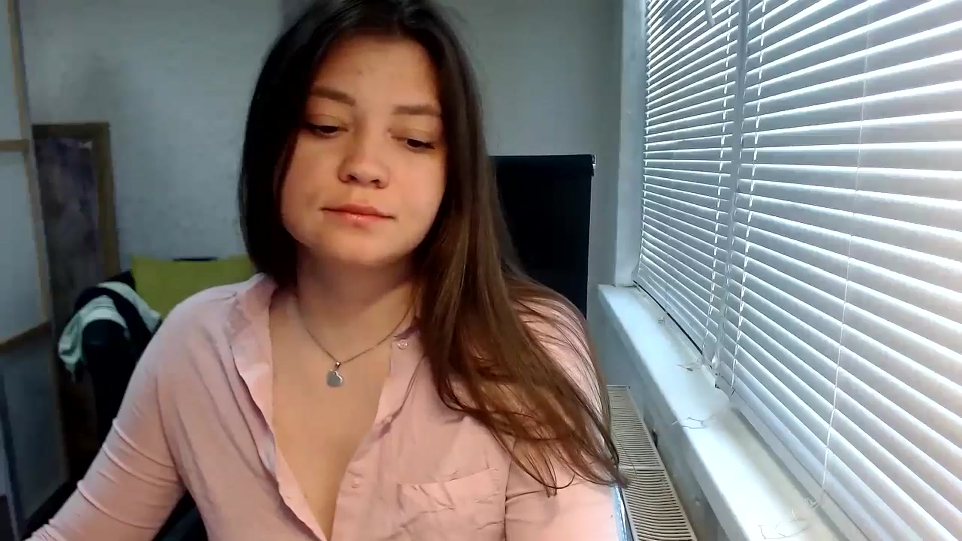 Gallery image thumbnail from SweetArinaA's myfreecams stream on, 05/25/2024, 13:52 image 19 of 20