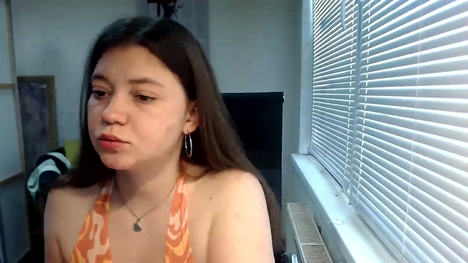 Gallery image thumbnail from SweetArinaA's myfreecams stream on, 05/25/2024, 13:52 image 9 of 20