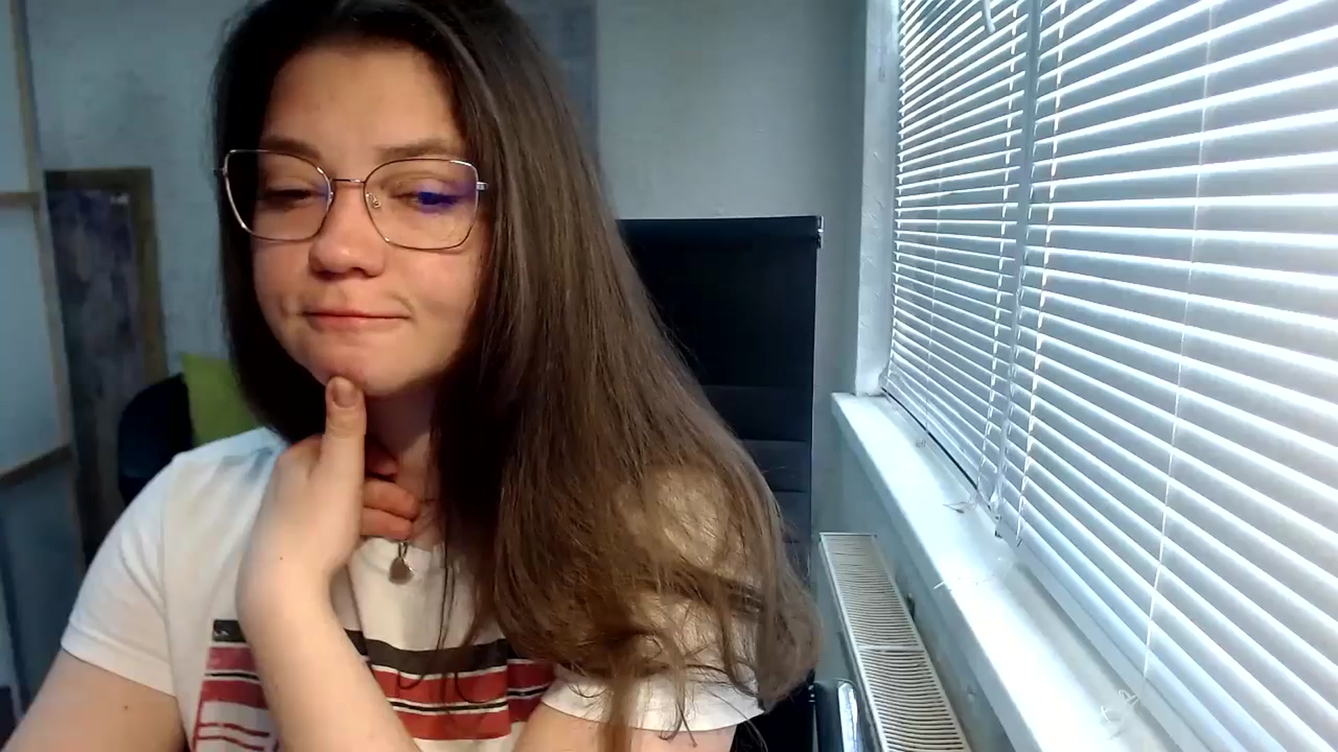 Gallery image thumbnail from SweetArinaA's myfreecams stream on, 05/26/2024, 10:54 image 11 of 20