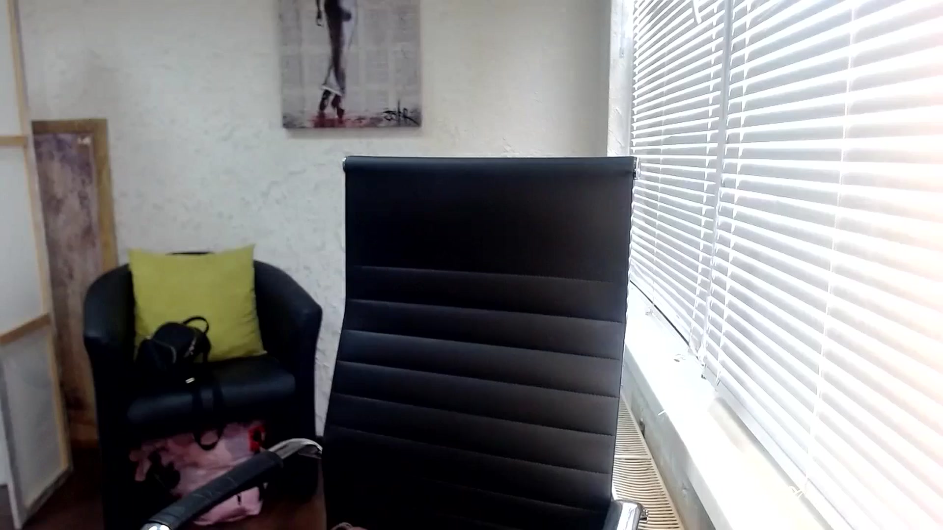 Gallery image thumbnail from SweetArinaA's myfreecams stream on, 05/26/2024, 10:54 image 15 of 20