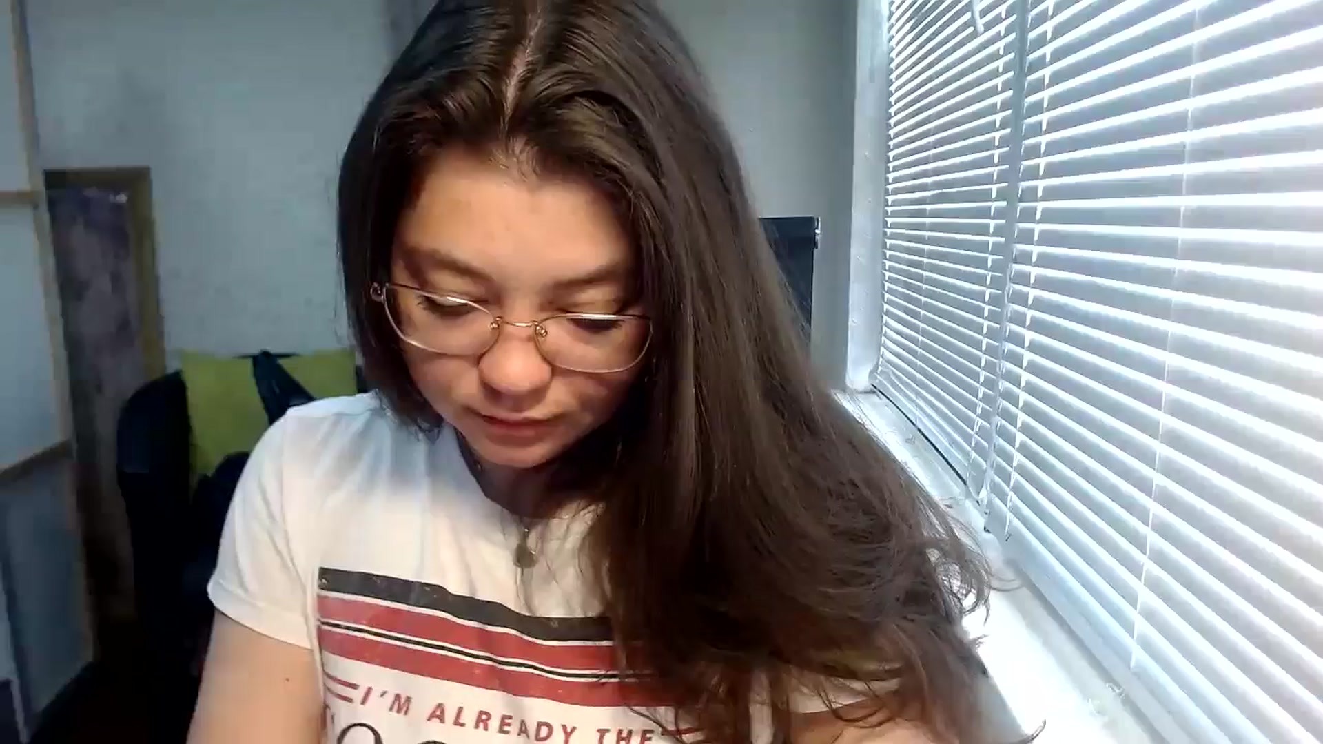 Gallery image thumbnail from SweetArinaA's myfreecams stream on, 05/26/2024, 10:54 image 5 of 20