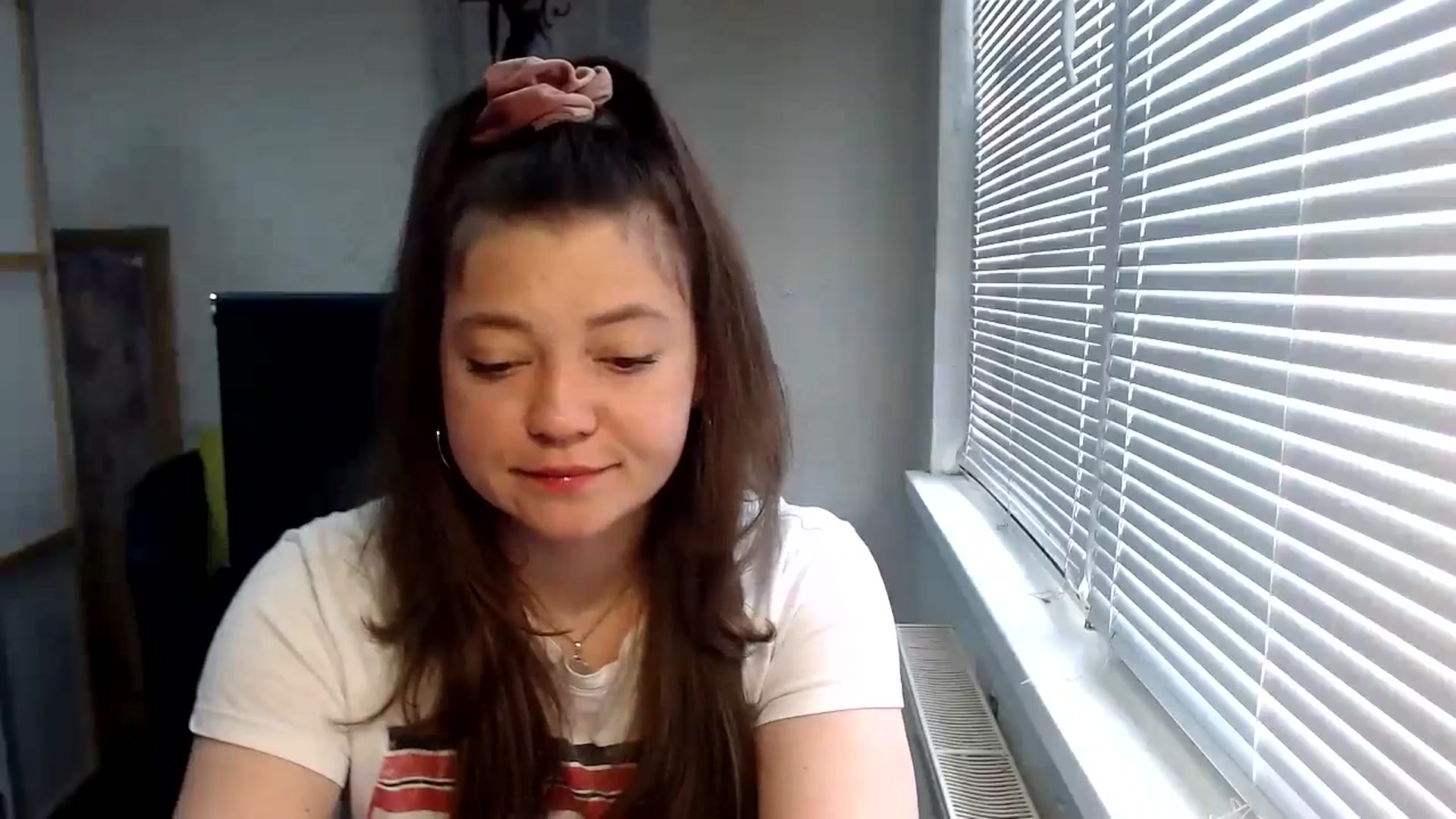 Gallery image thumbnail from SweetArinaA's myfreecams stream on, 05/26/2024, 13:16 image 17 of 20
