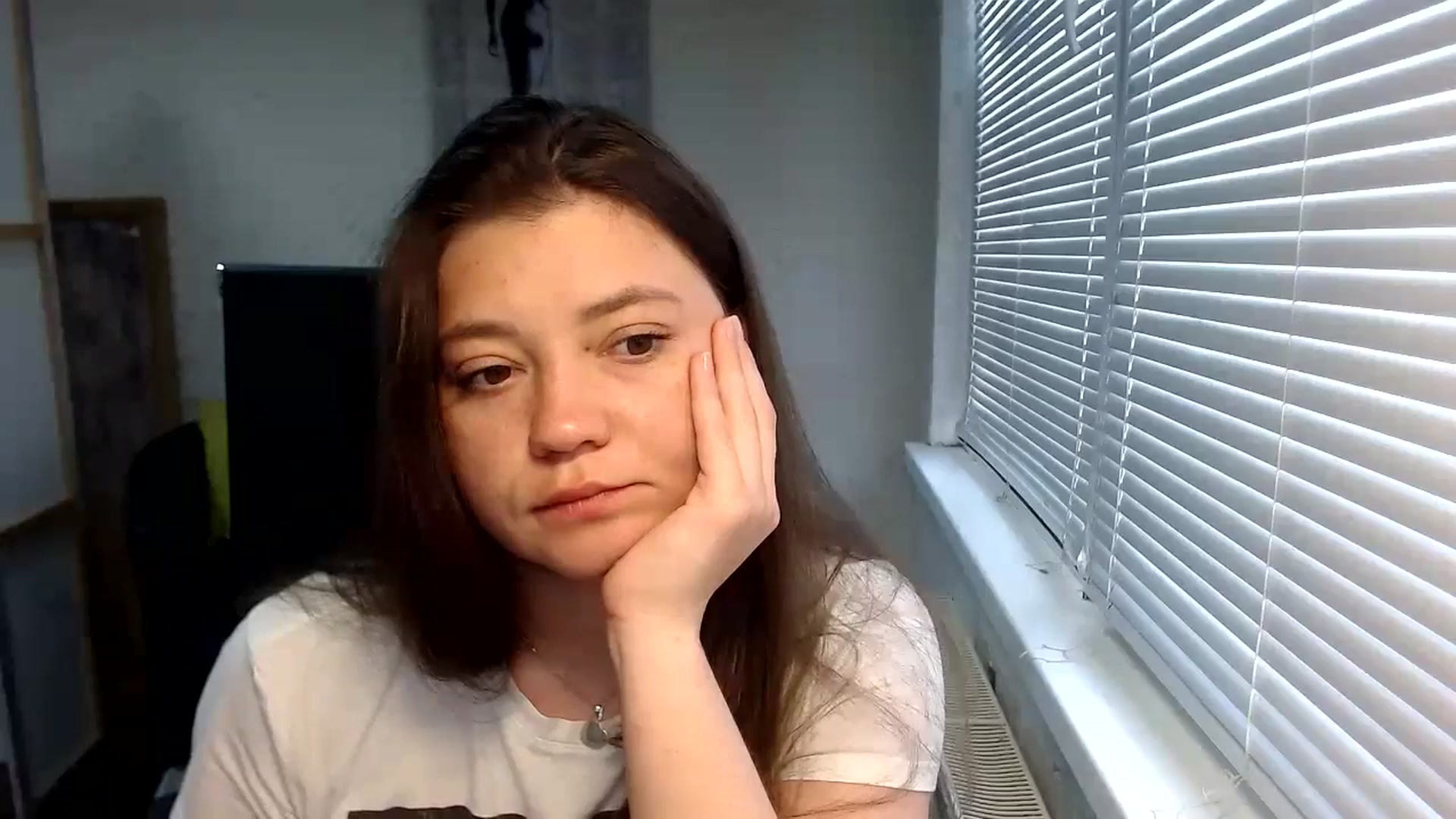 Gallery image thumbnail from SweetArinaA's myfreecams stream on, 05/26/2024, 14:55 image 20 of 20