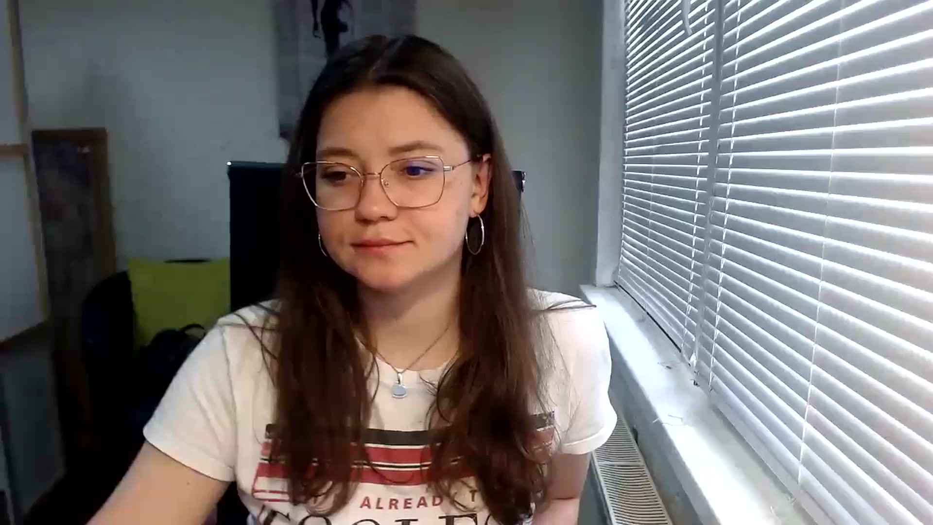 Gallery image thumbnail from SweetArinaA's myfreecams stream on, 05/26/2024, 14:55 image 4 of 20