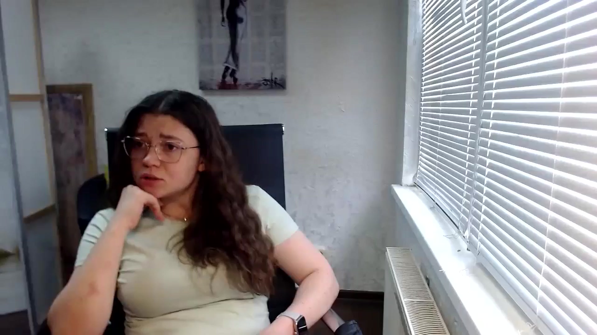 Gallery image thumbnail from SweetArinaA's myfreecams stream on, 05/30/2024, 11:46 image 10 of 20