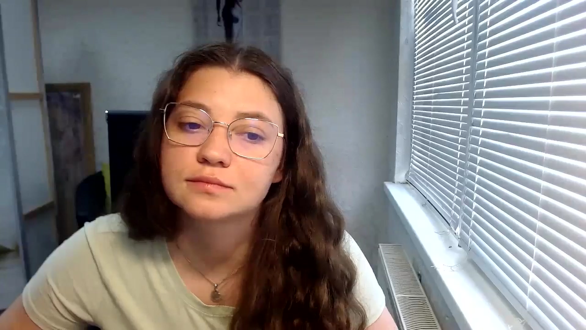 Gallery image thumbnail from SweetArinaA's myfreecams stream on, 05/30/2024, 11:46 image 7 of 20