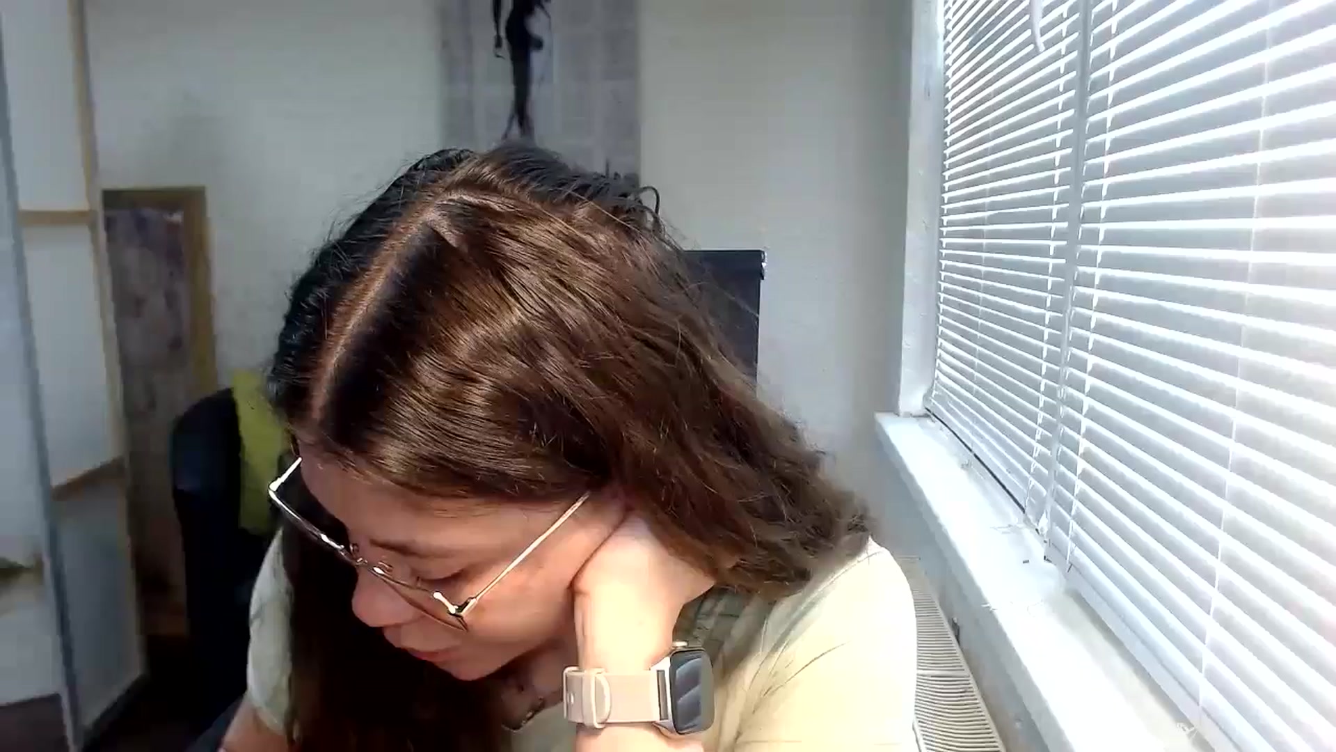 Gallery image thumbnail from SweetArinaA's myfreecams stream on, 05/30/2024, 12:44 image 1 of 20