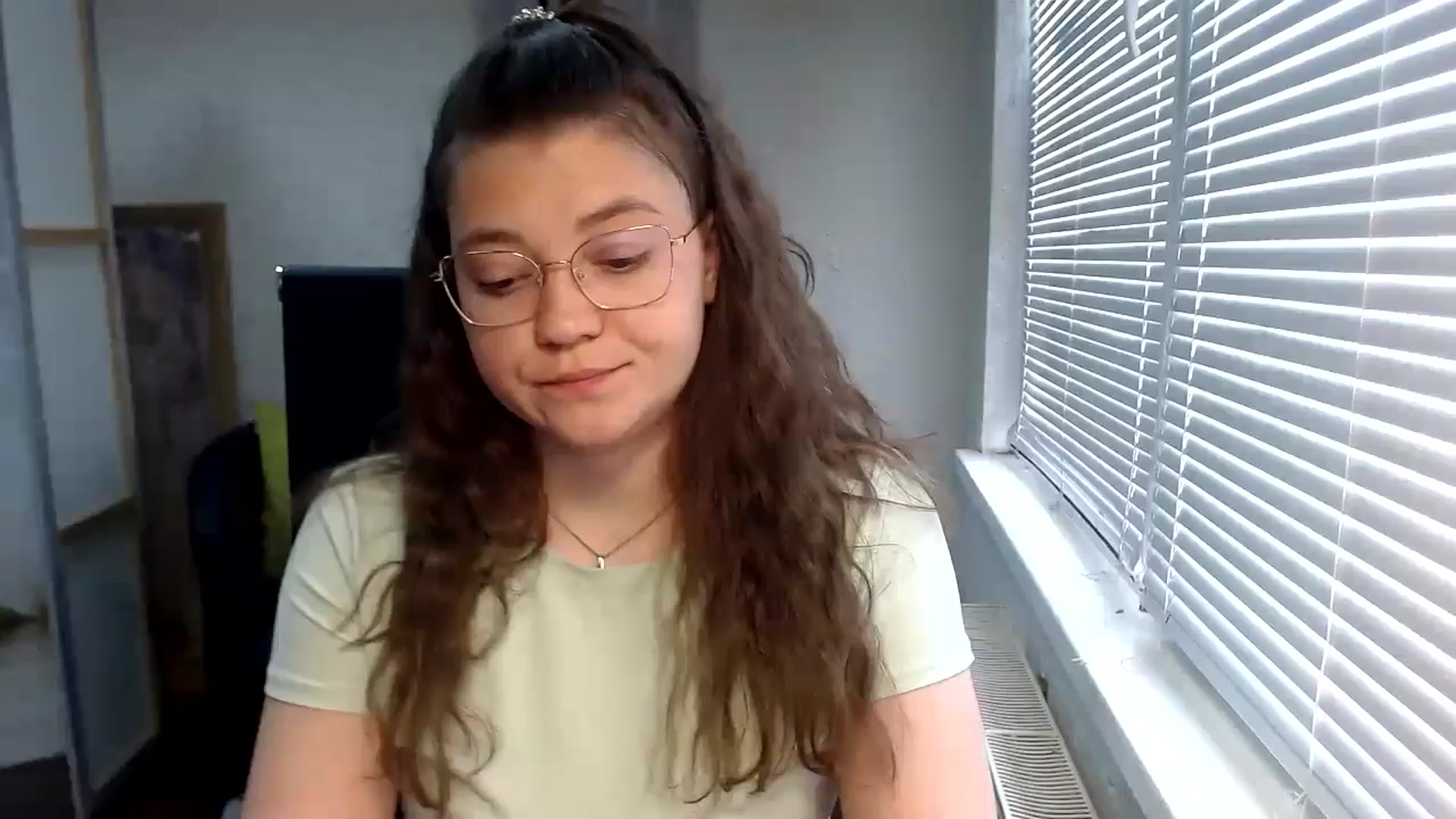 Gallery image thumbnail from SweetArinaA's myfreecams stream on, 05/30/2024, 13:30 image 8 of 20