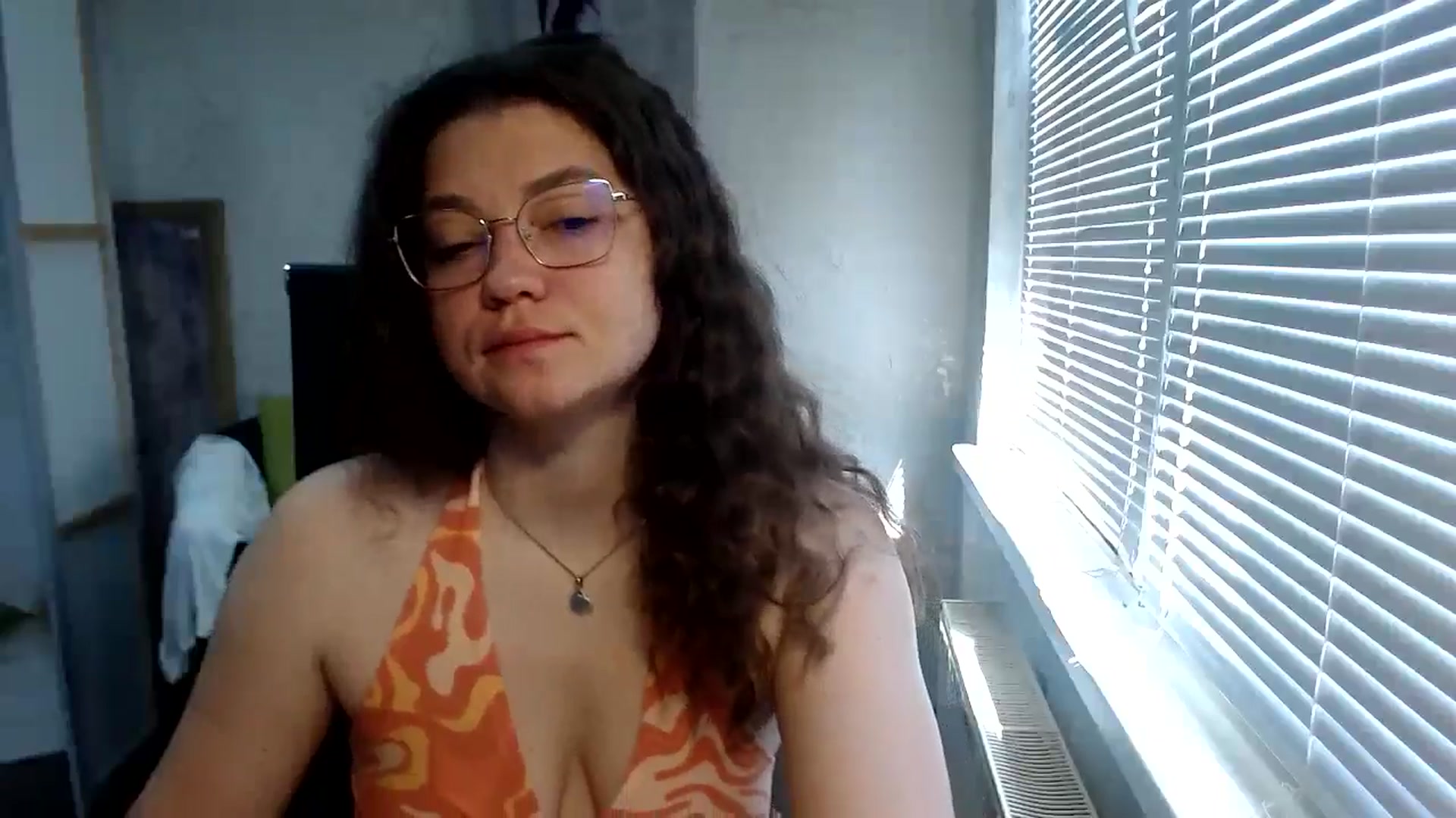 Gallery image thumbnail from SweetArinaA's myfreecams stream on, 05/31/2024, 06:36 image 13 of 20