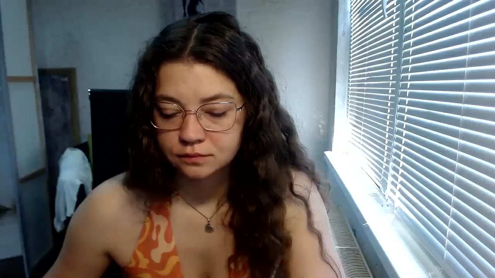 Gallery image thumbnail from SweetArinaA's myfreecams stream on, 05/31/2024, 06:36 image 19 of 20