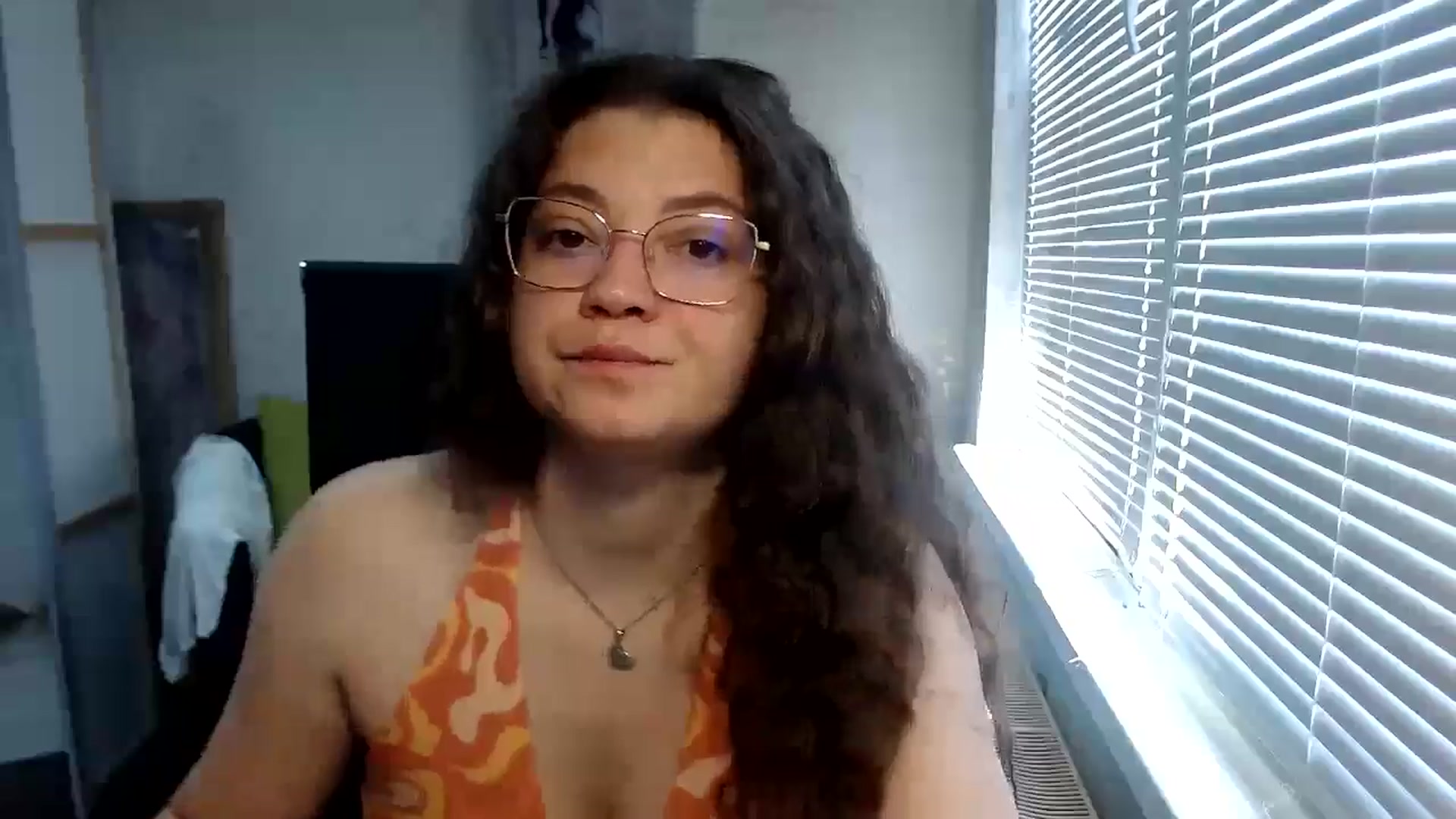 Gallery image thumbnail from SweetArinaA's myfreecams stream on, 05/31/2024, 06:36 image 17 of 20
